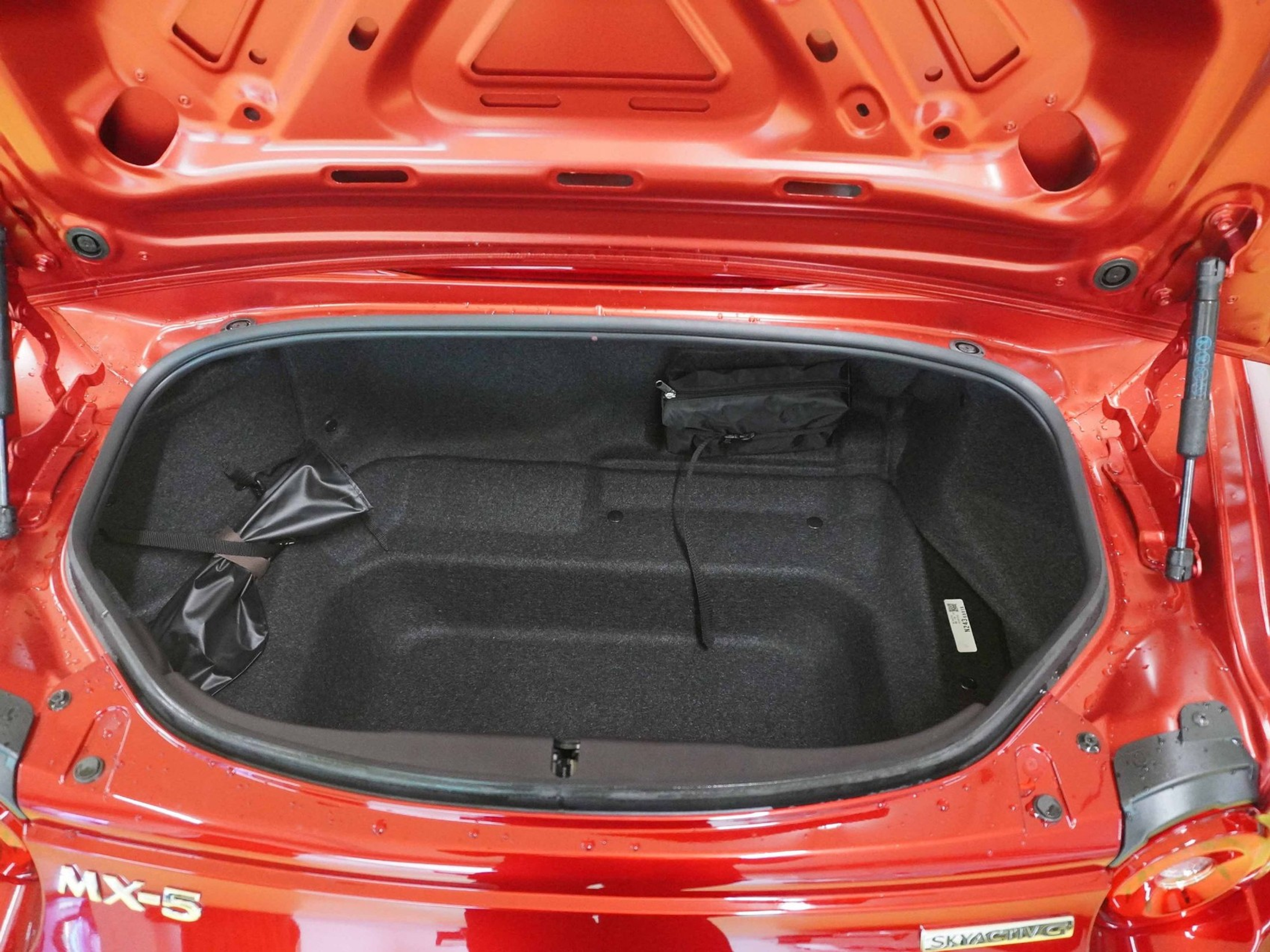 listing desktop thumbnail image 17