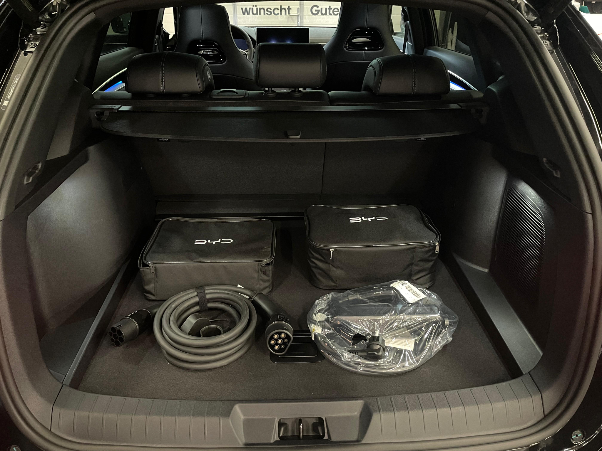 listing desktop thumbnail image 30