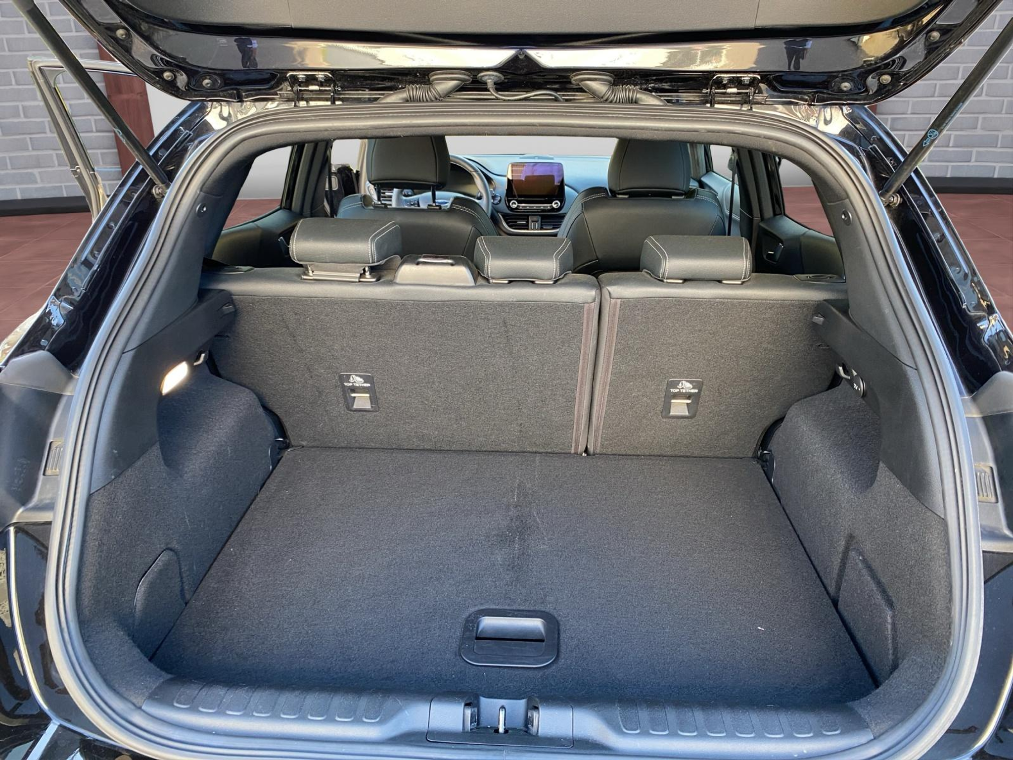 listing desktop thumbnail image 10