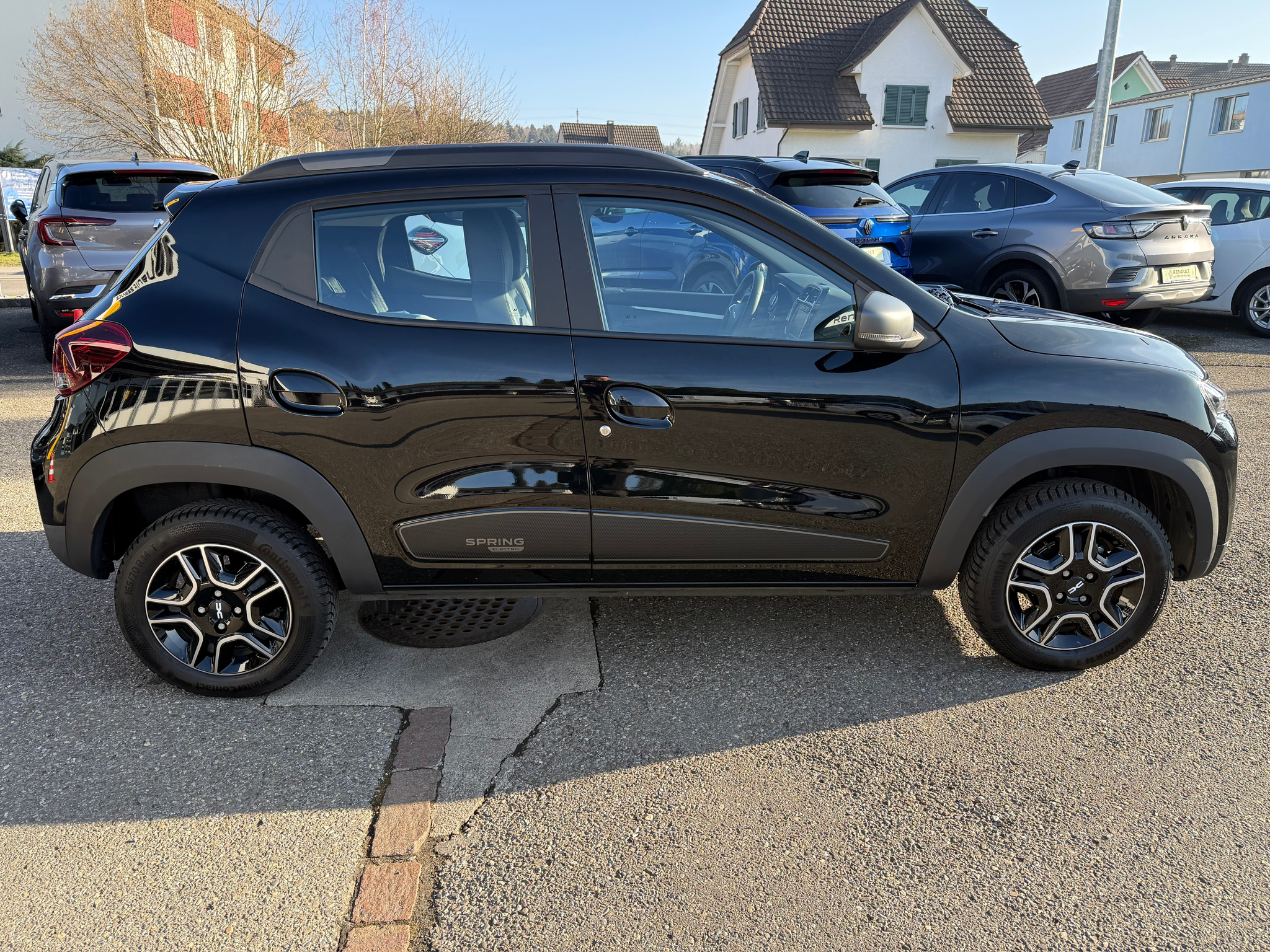 listing desktop thumbnail image 6