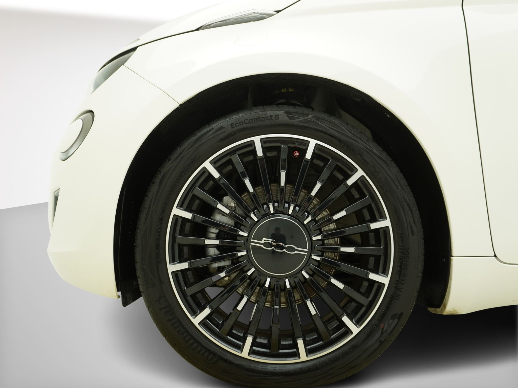 listing desktop thumbnail image 6