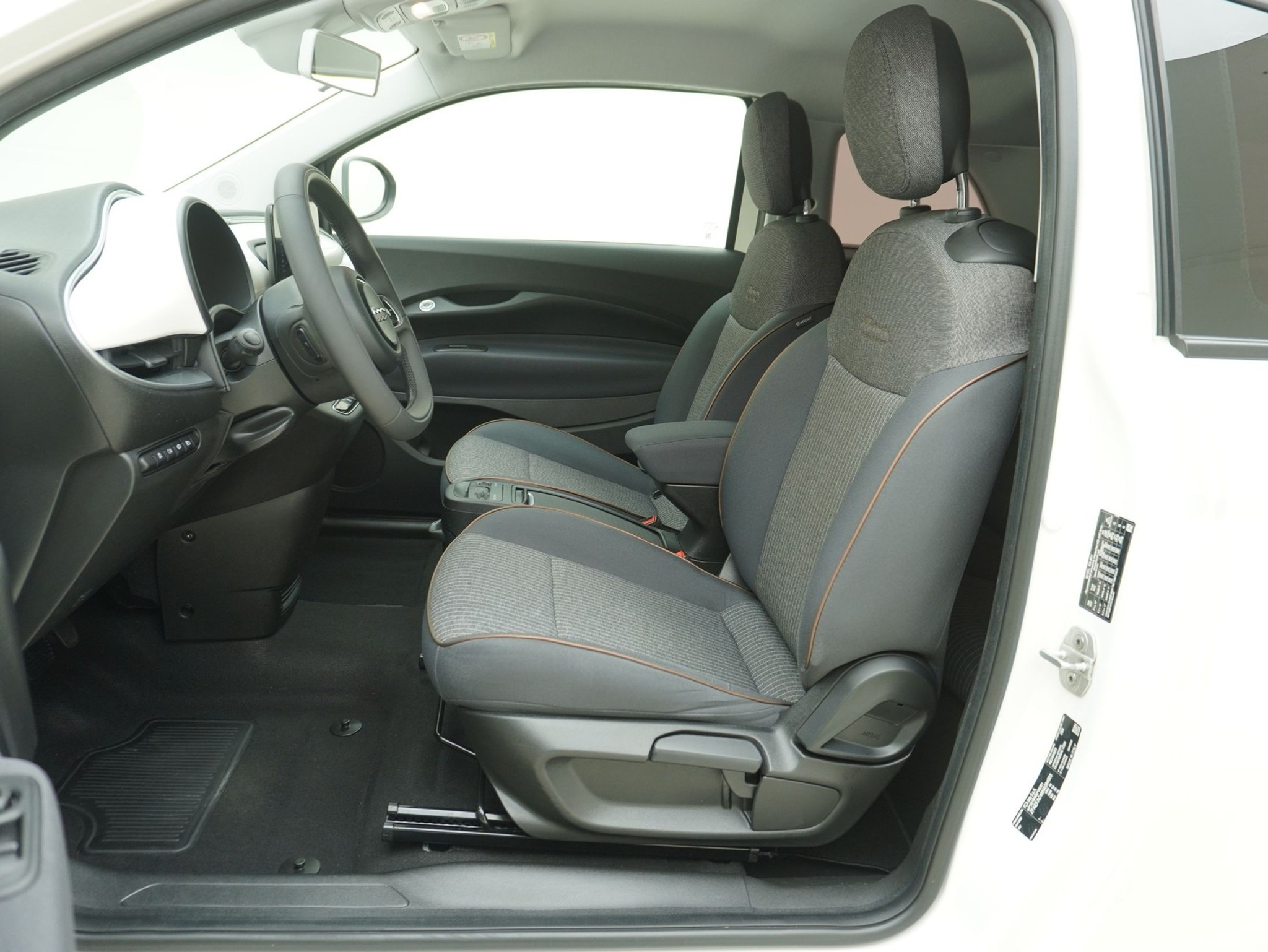 listing desktop thumbnail image 7