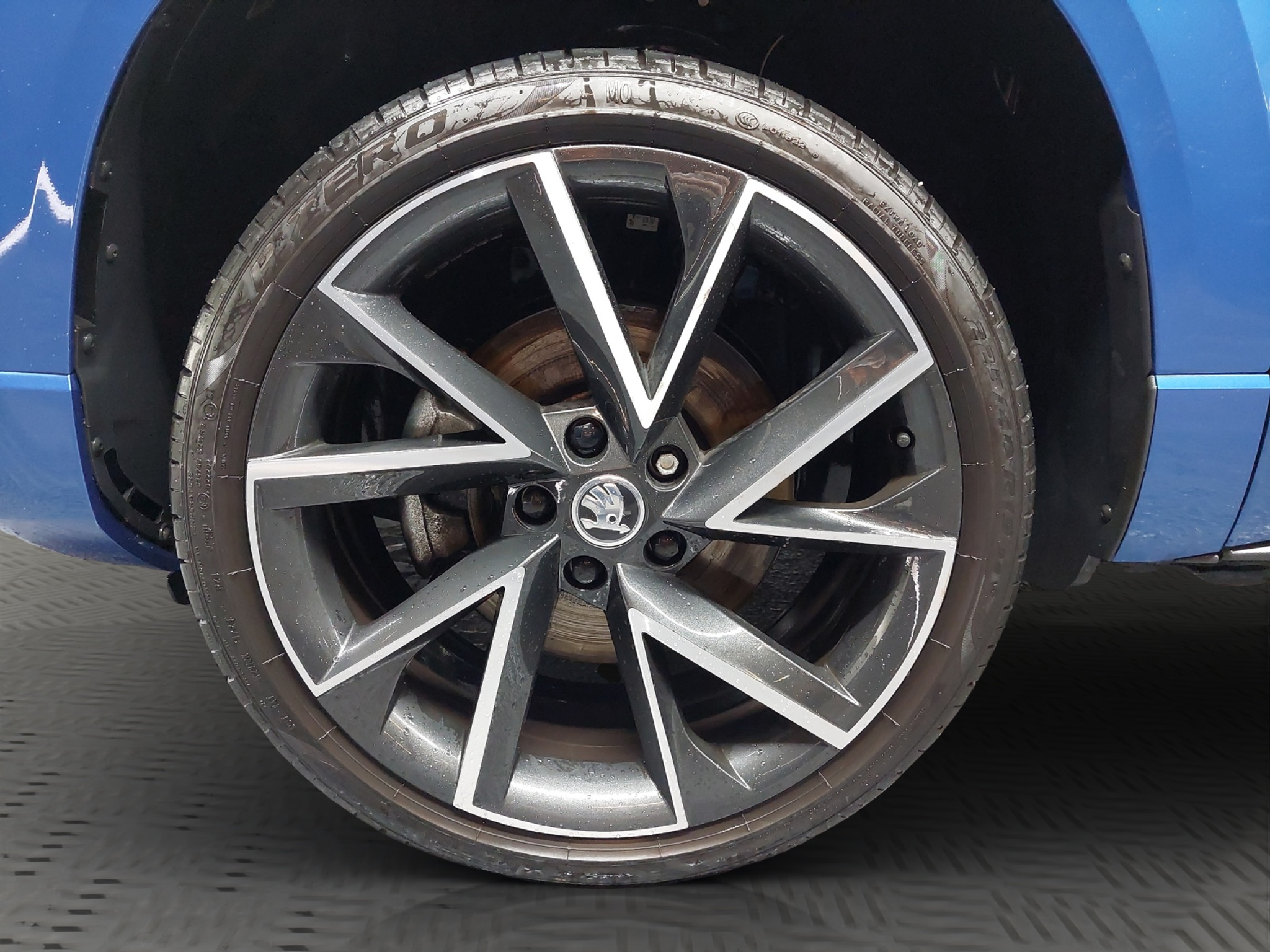 listing desktop thumbnail image 13