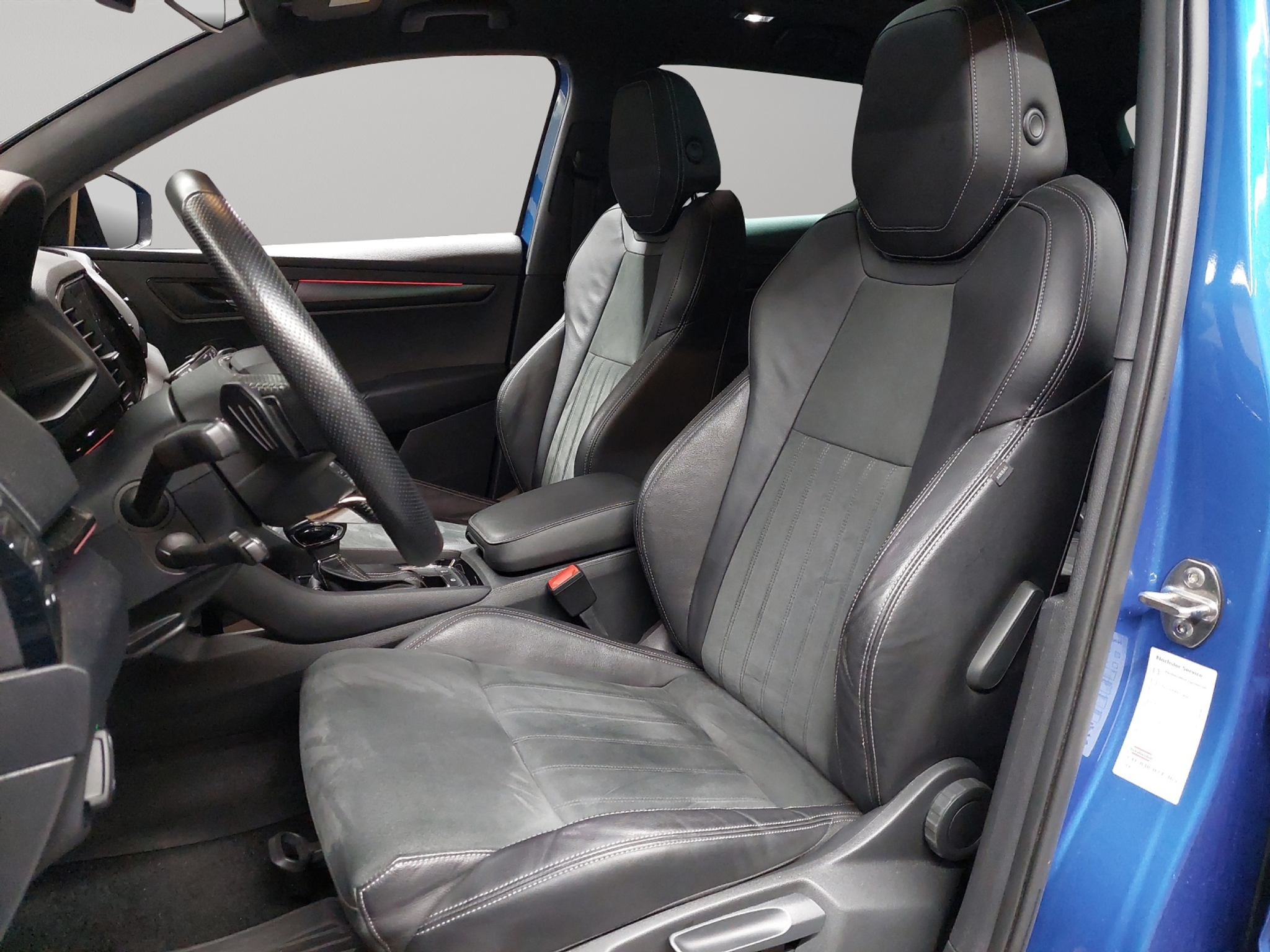 listing desktop thumbnail image 5