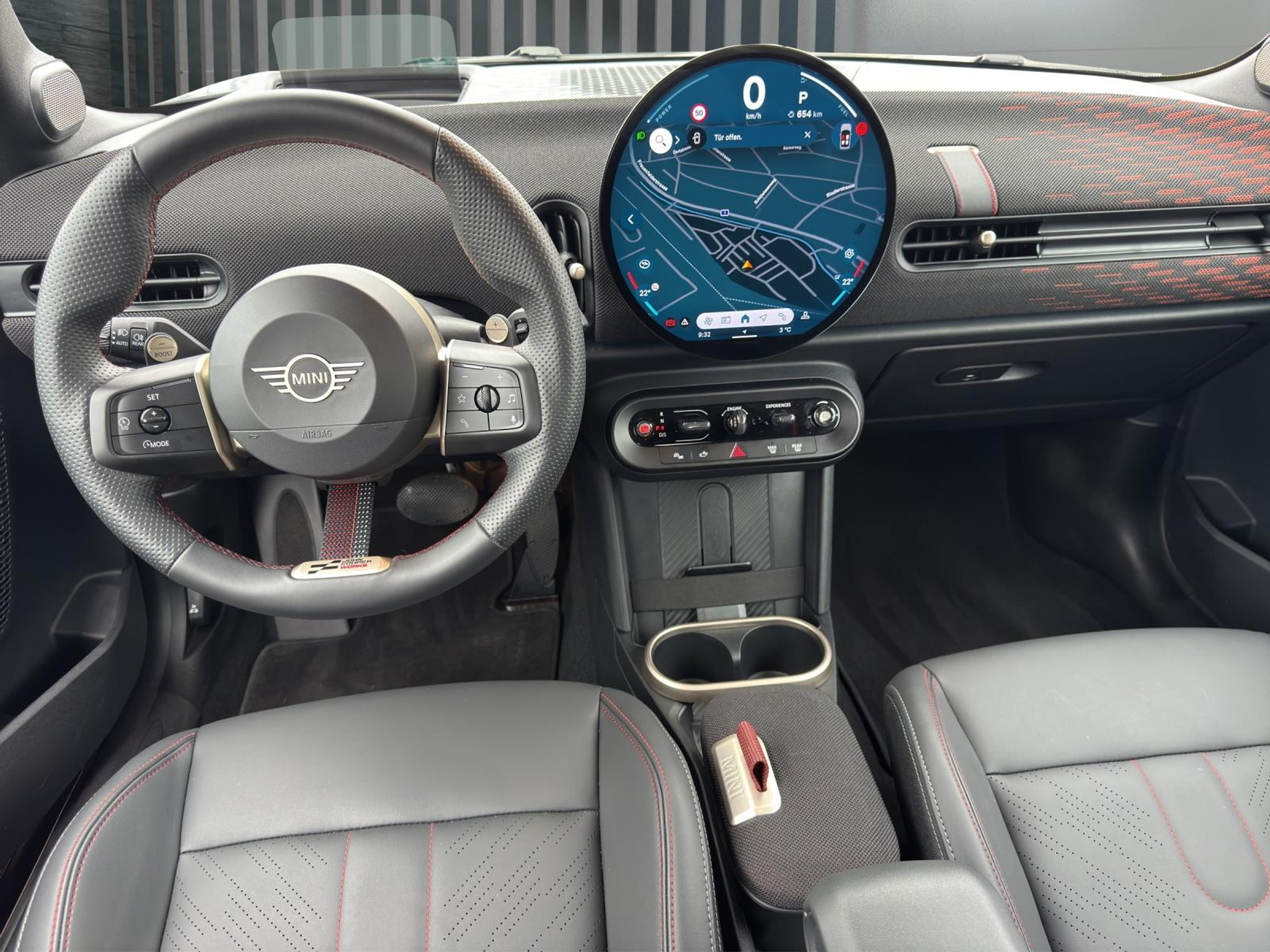 listing desktop thumbnail image 9