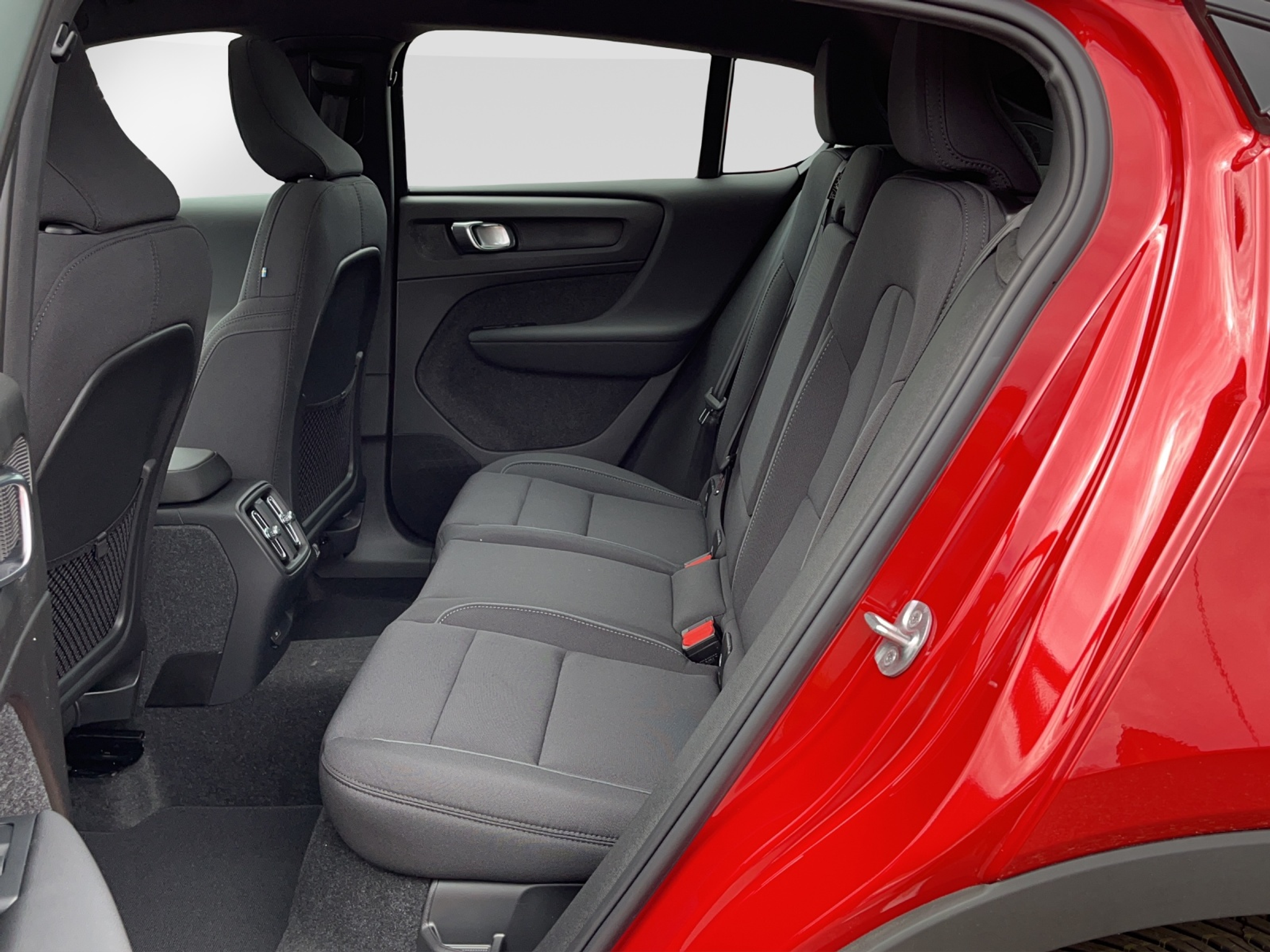 listing desktop thumbnail image 9