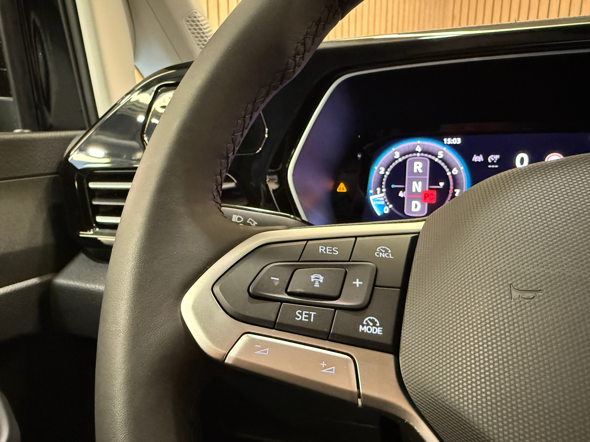 listing desktop thumbnail image 11