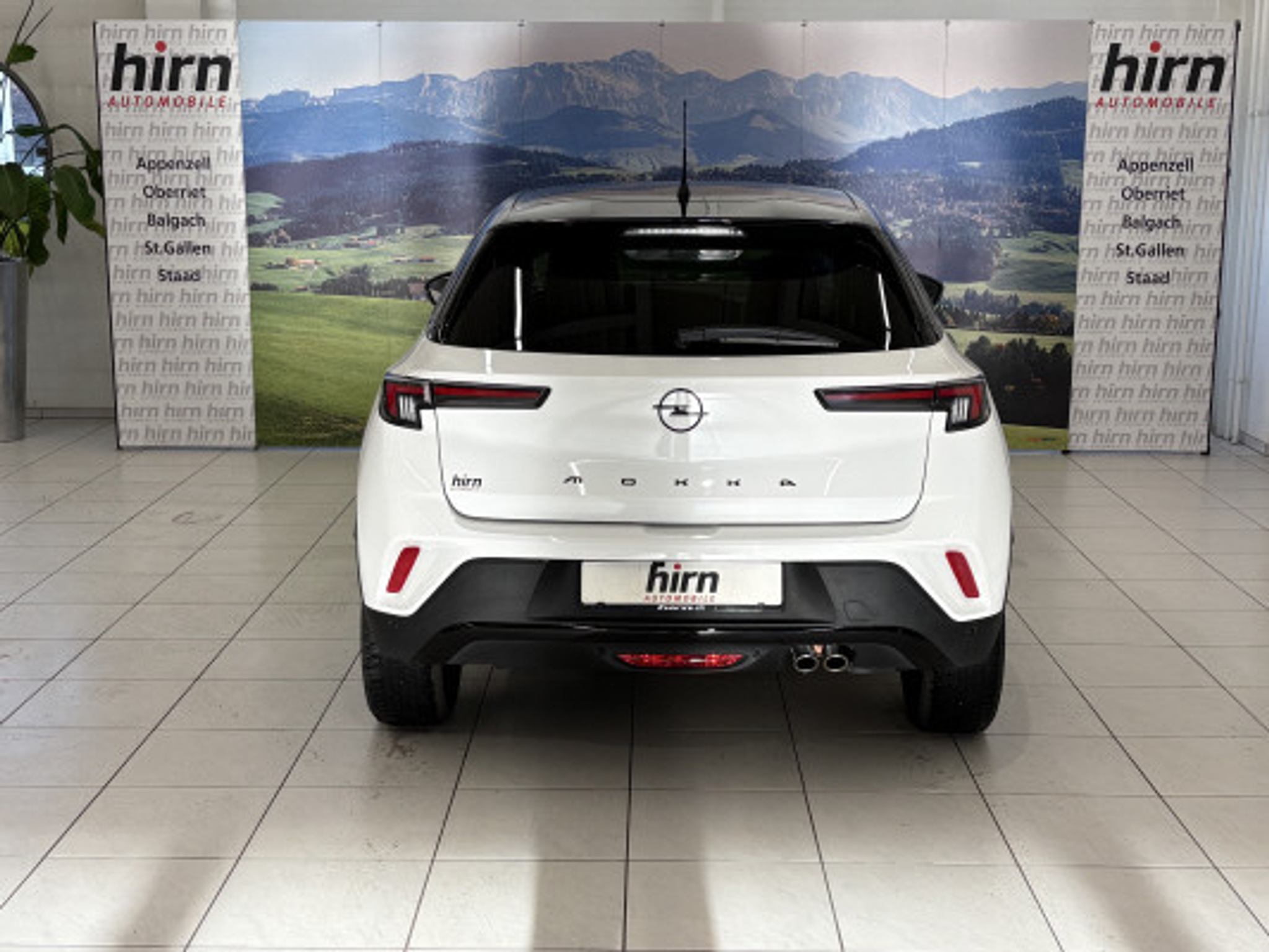 listing desktop thumbnail image 3