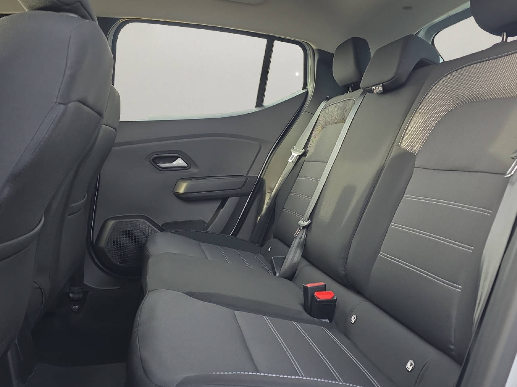 listing desktop thumbnail image 9