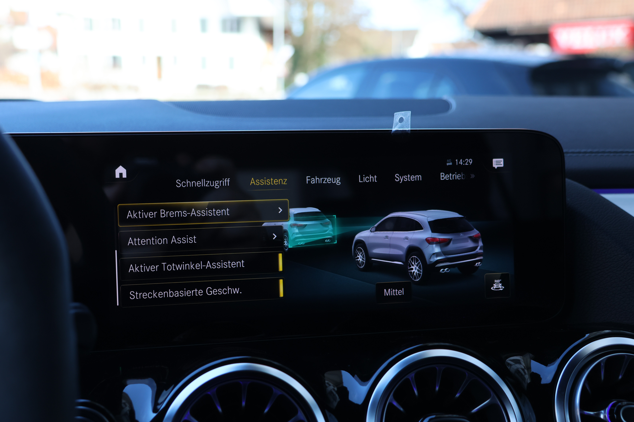 listing desktop thumbnail image 24