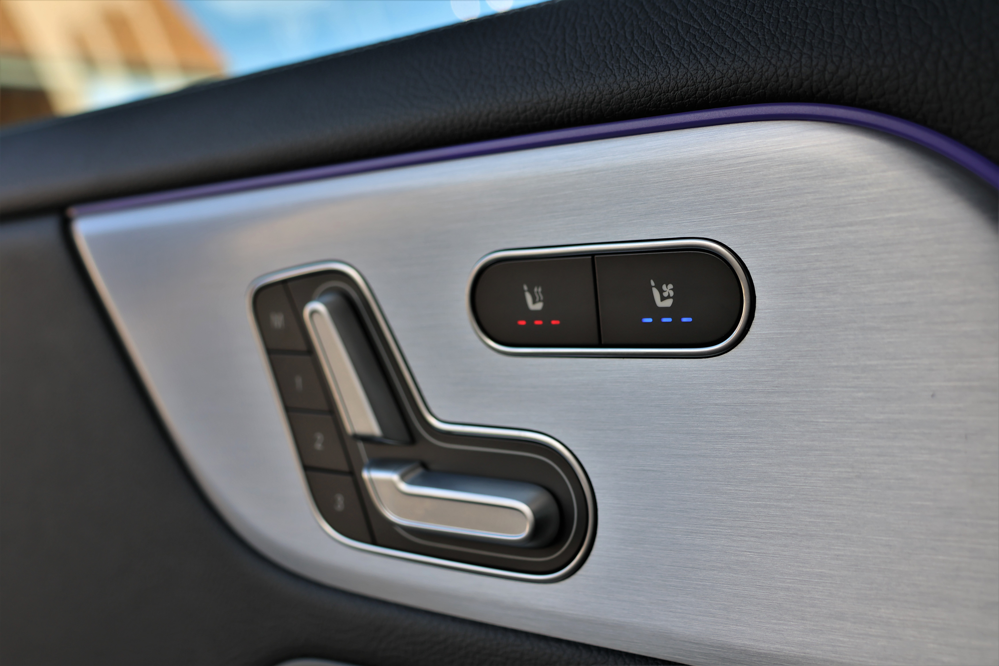 listing desktop thumbnail image 10