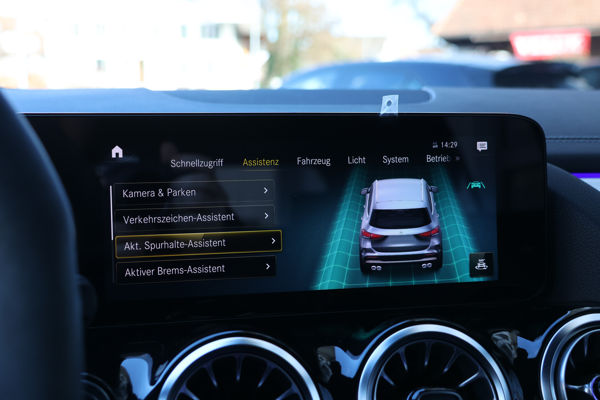 listing desktop thumbnail image 23