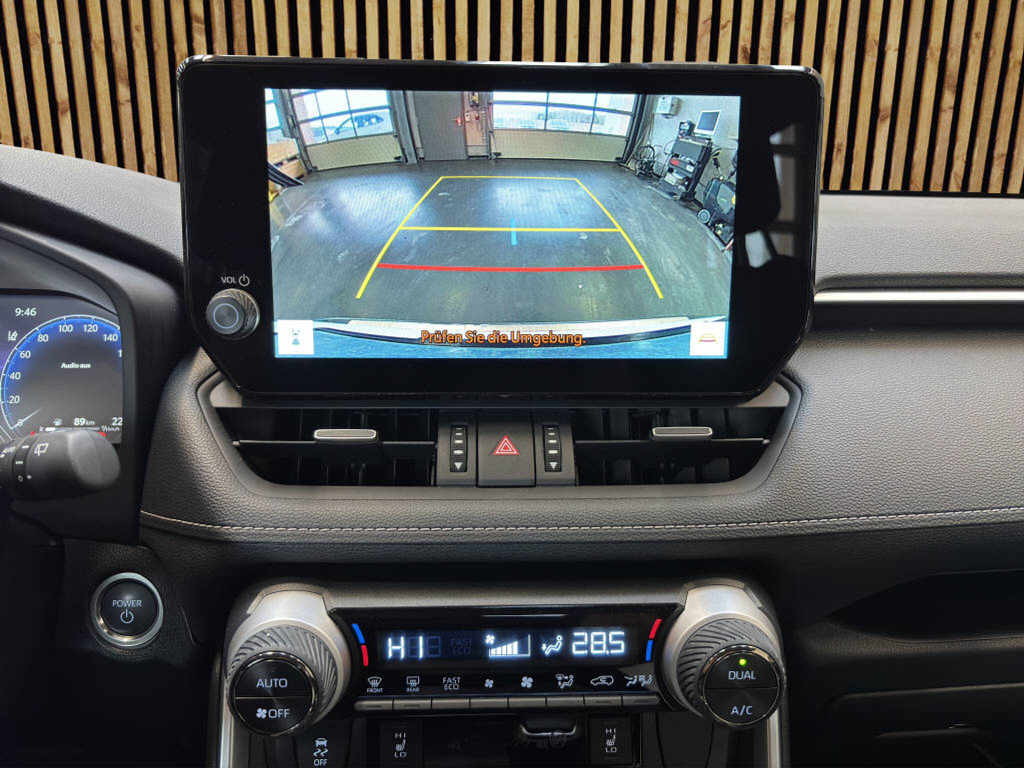 listing desktop thumbnail image 9