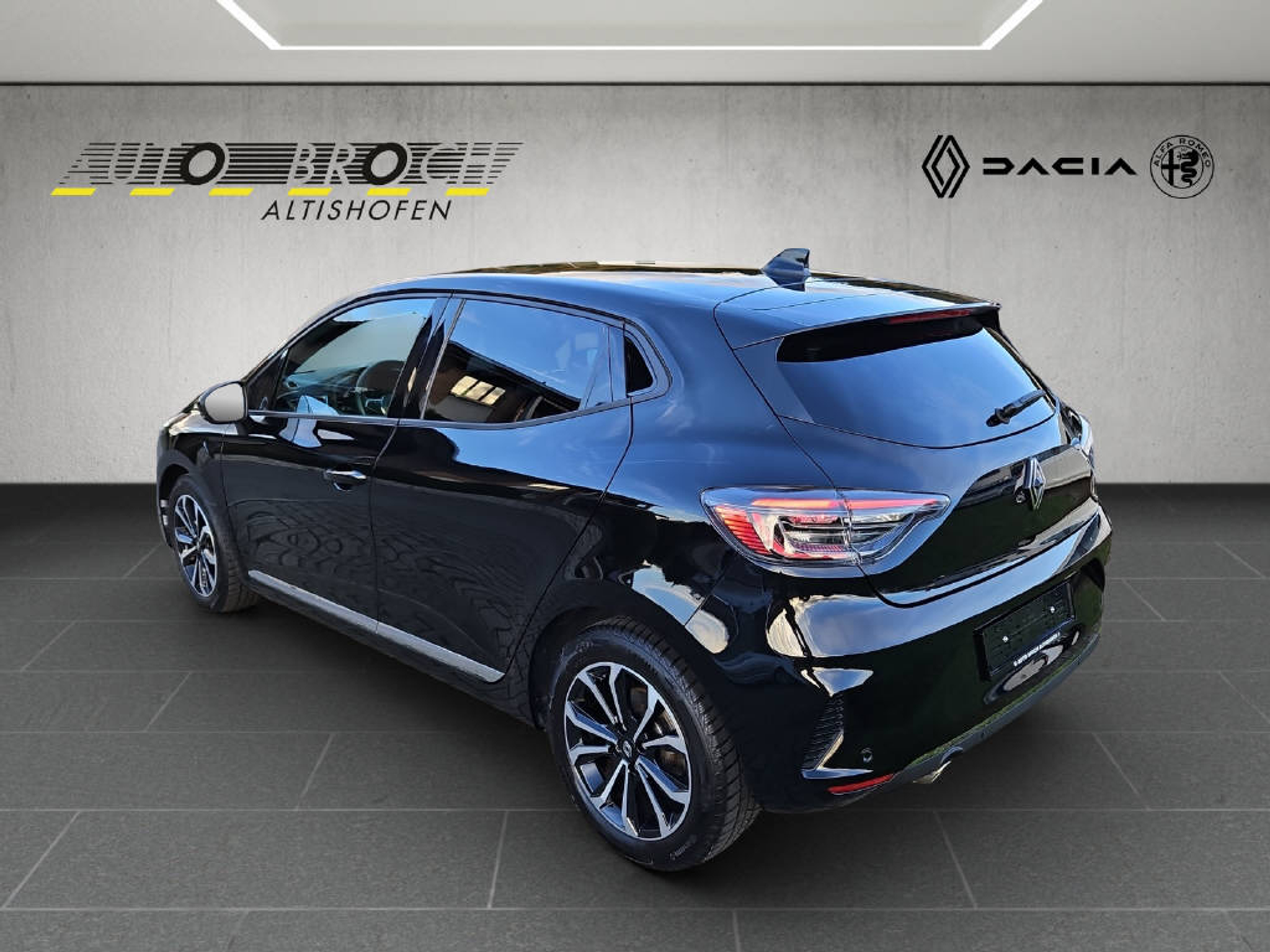 listing desktop thumbnail image 2