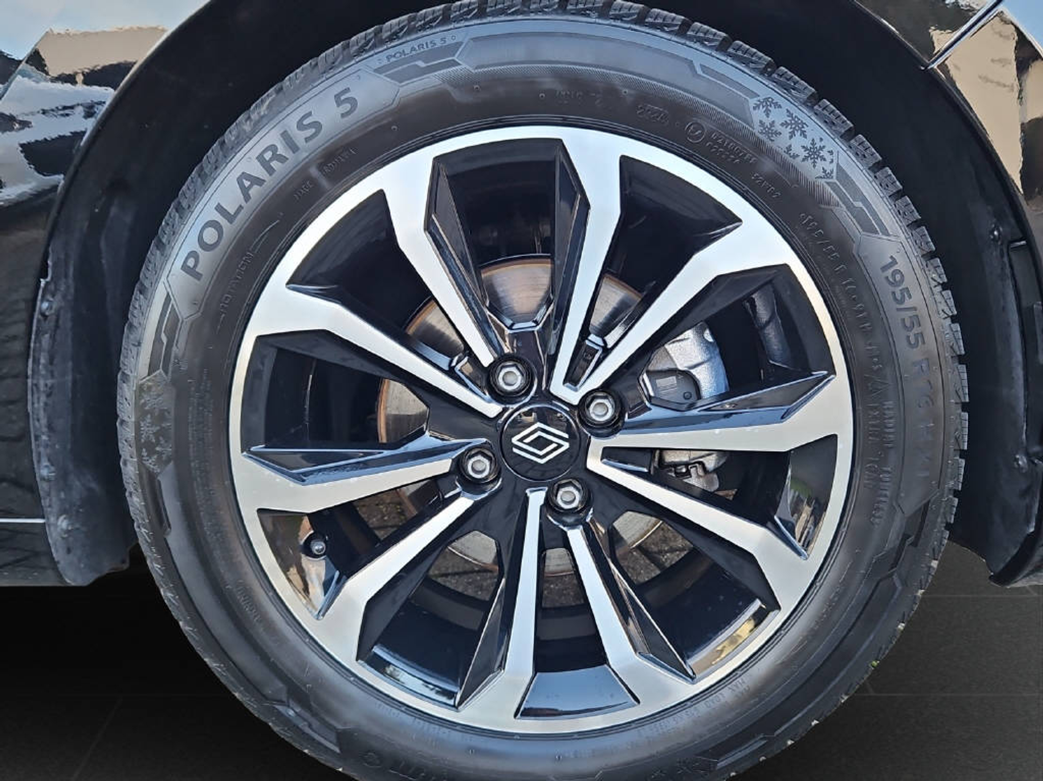 listing desktop thumbnail image 10