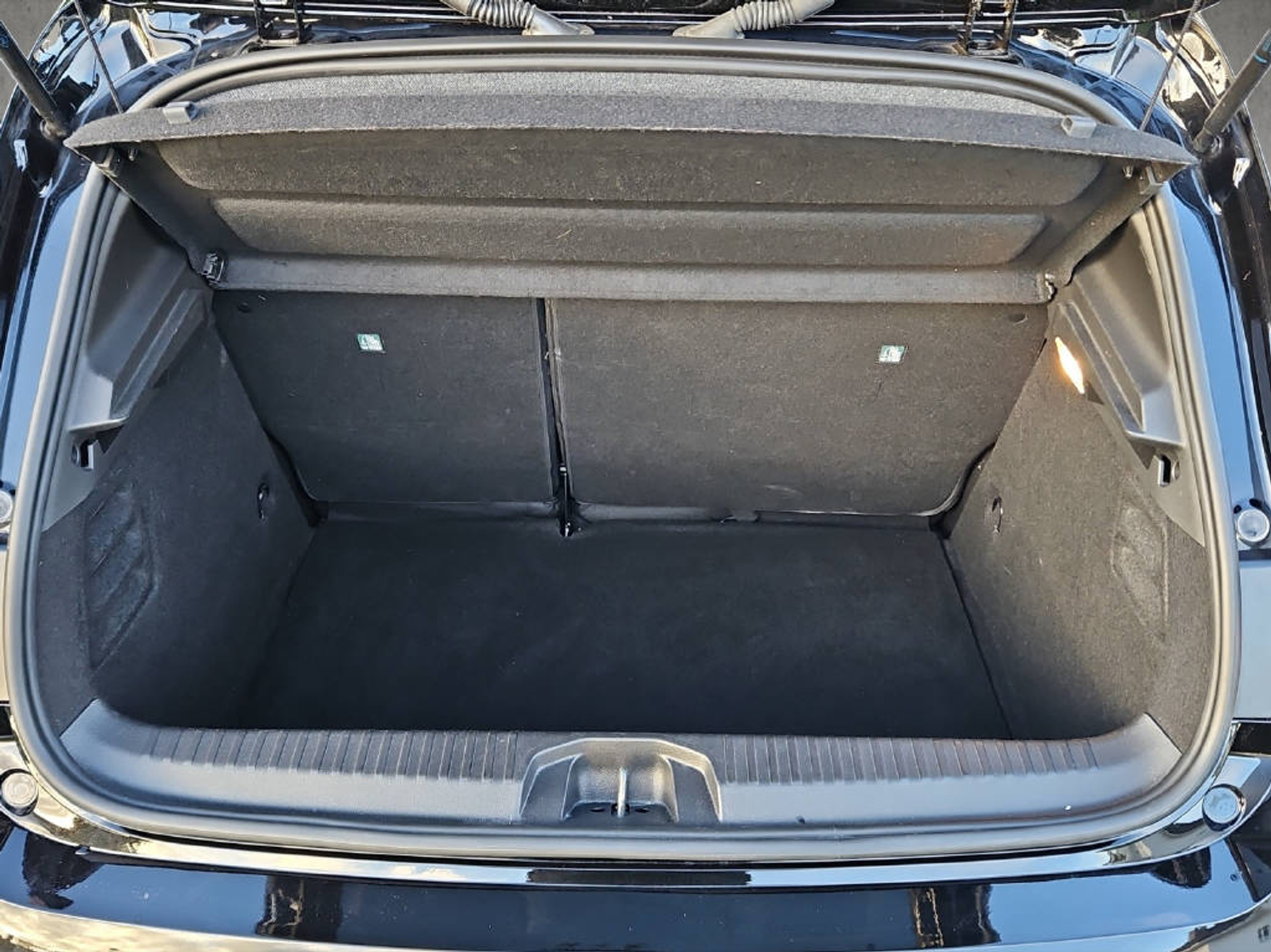 listing desktop thumbnail image 9