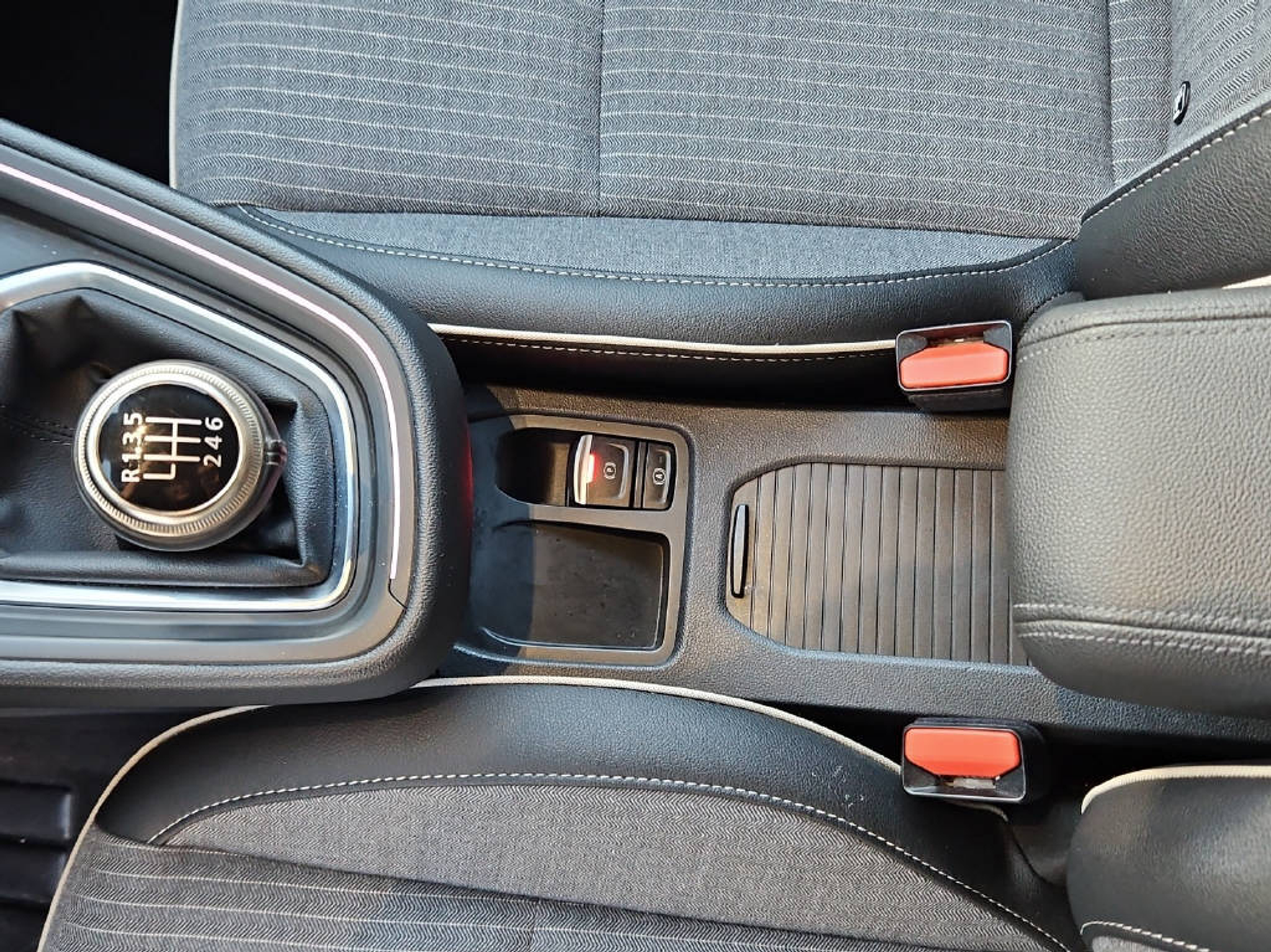 listing desktop thumbnail image 8