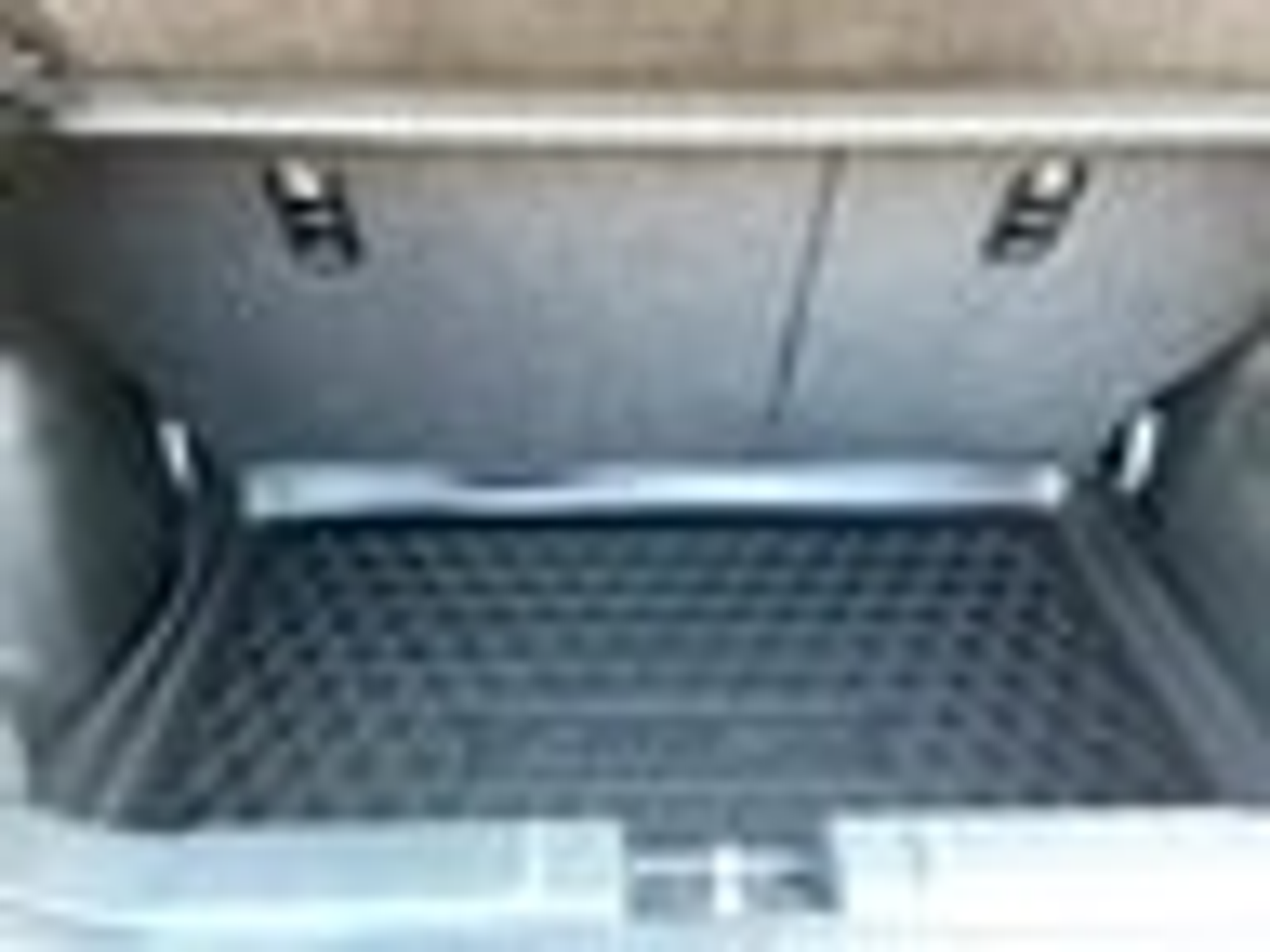 listing desktop thumbnail image 11