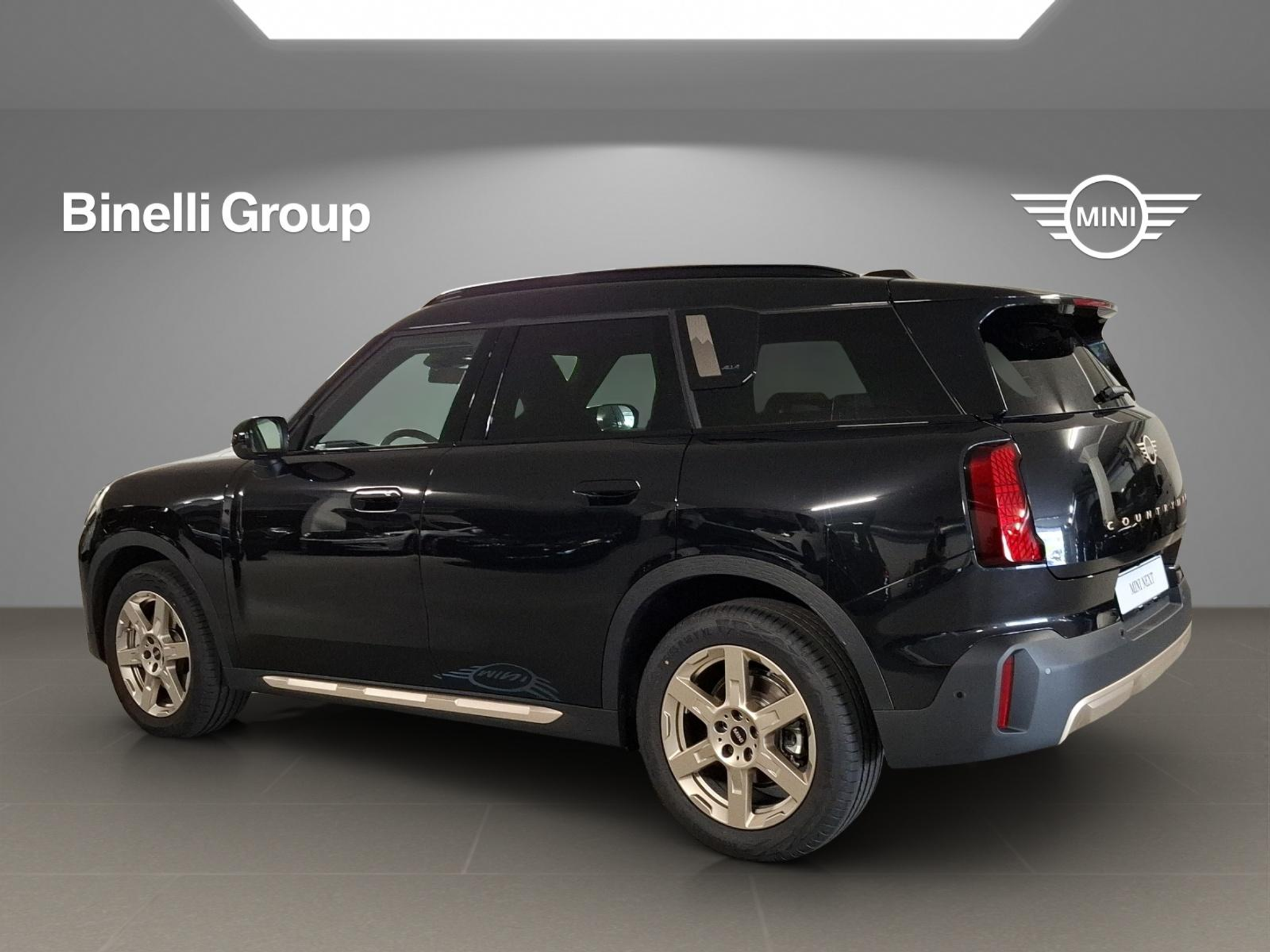 listing desktop thumbnail image 12