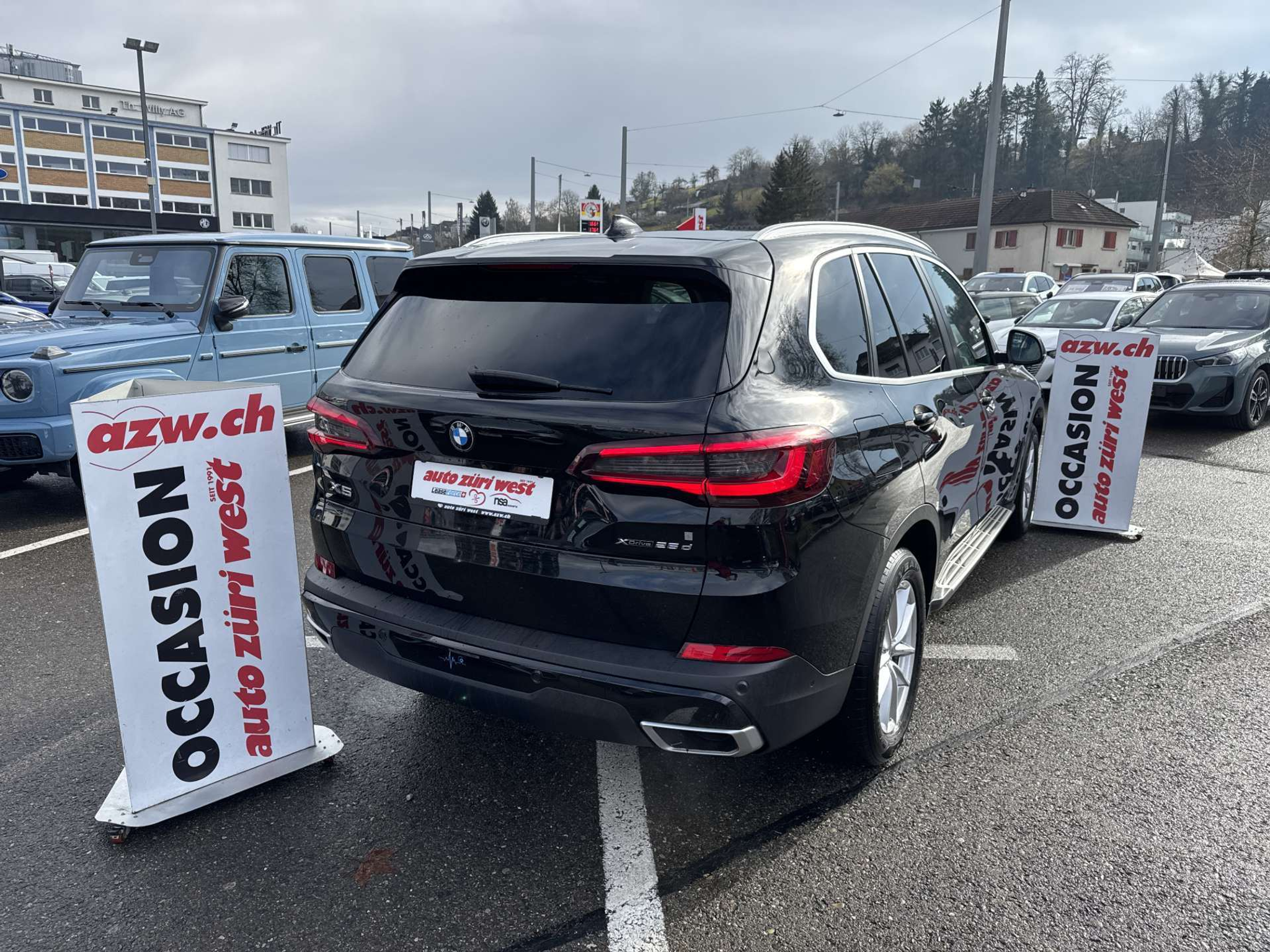 listing desktop thumbnail image 2