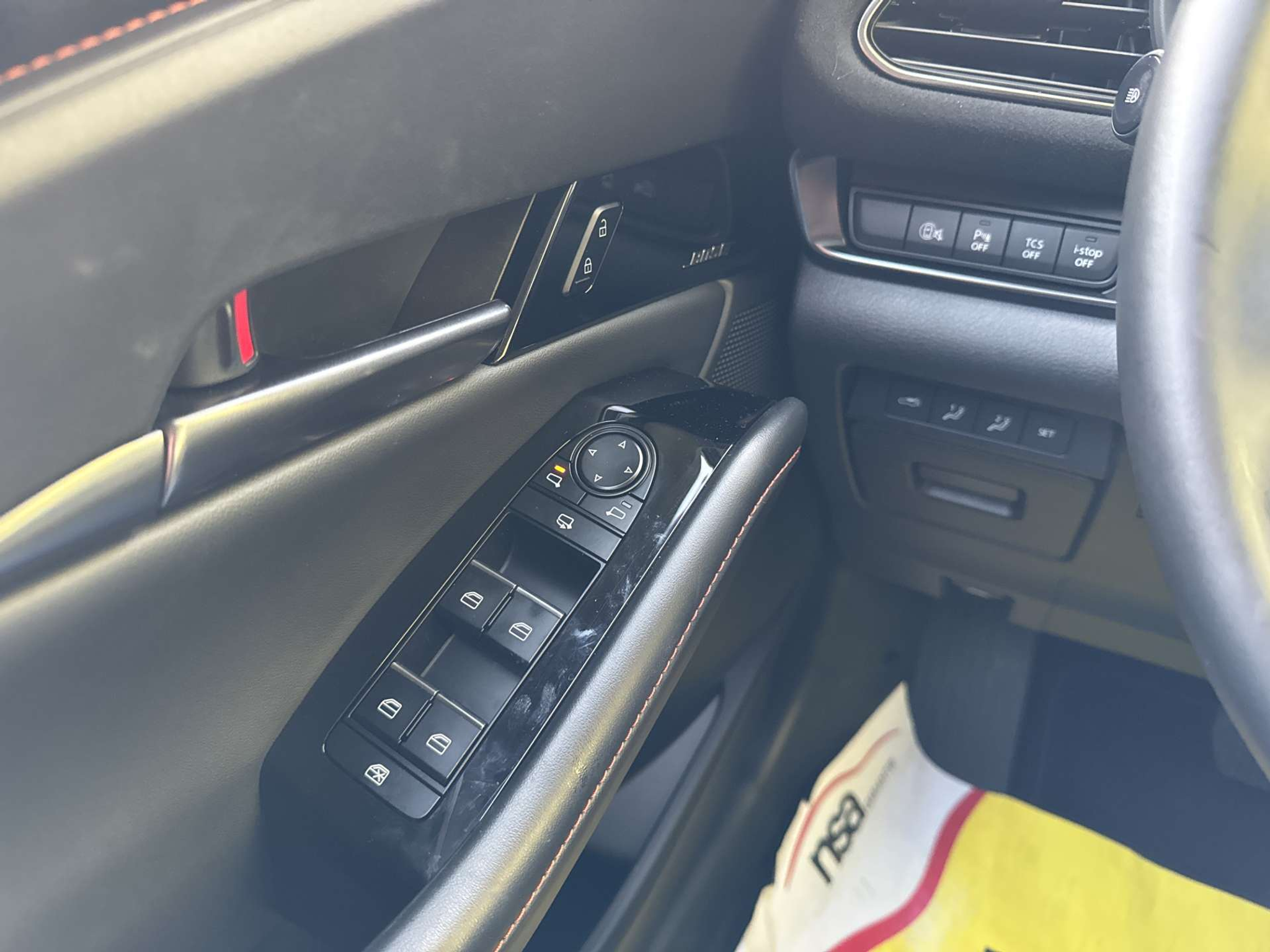 listing desktop thumbnail image 15