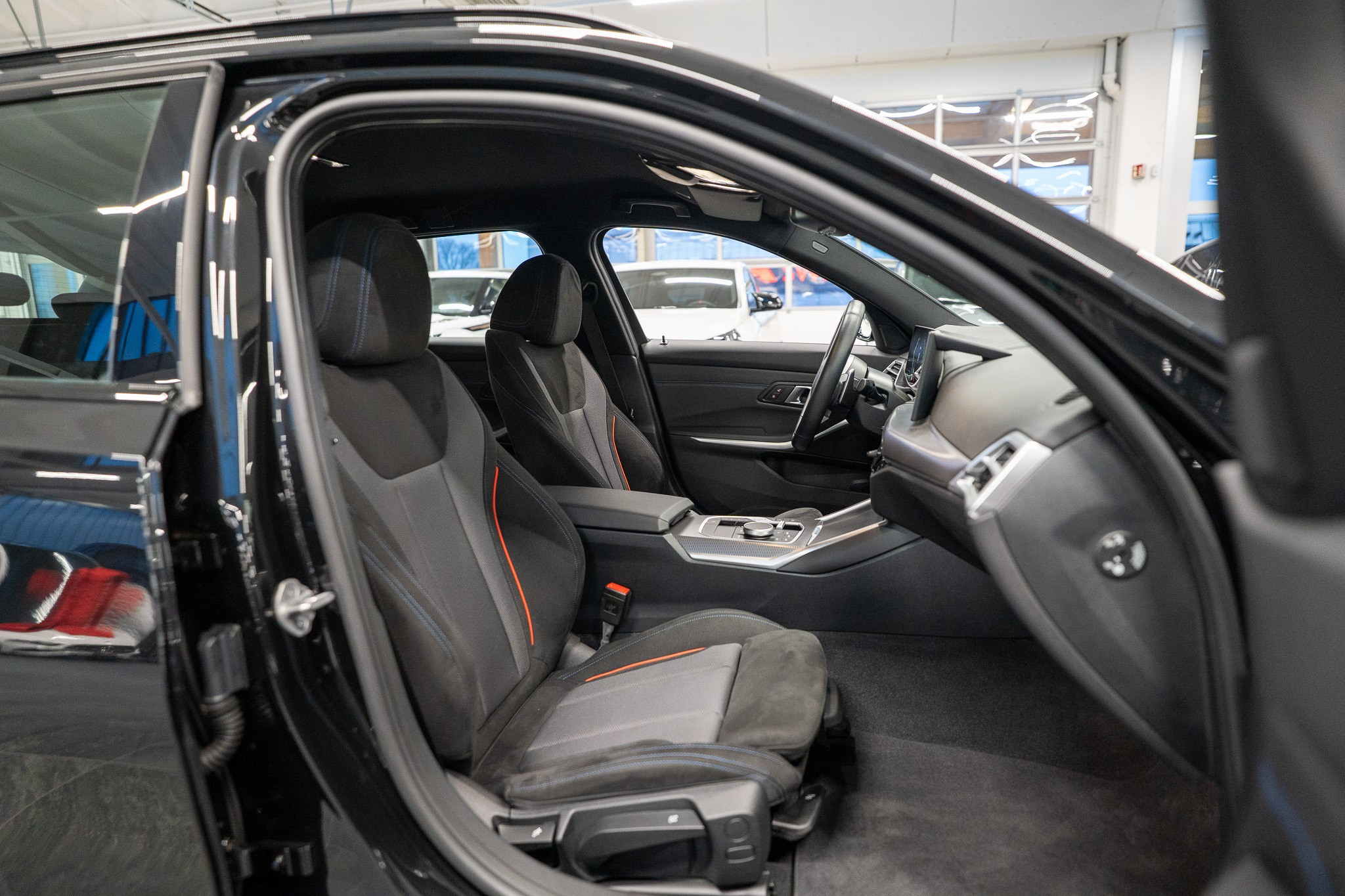 listing desktop thumbnail image 13