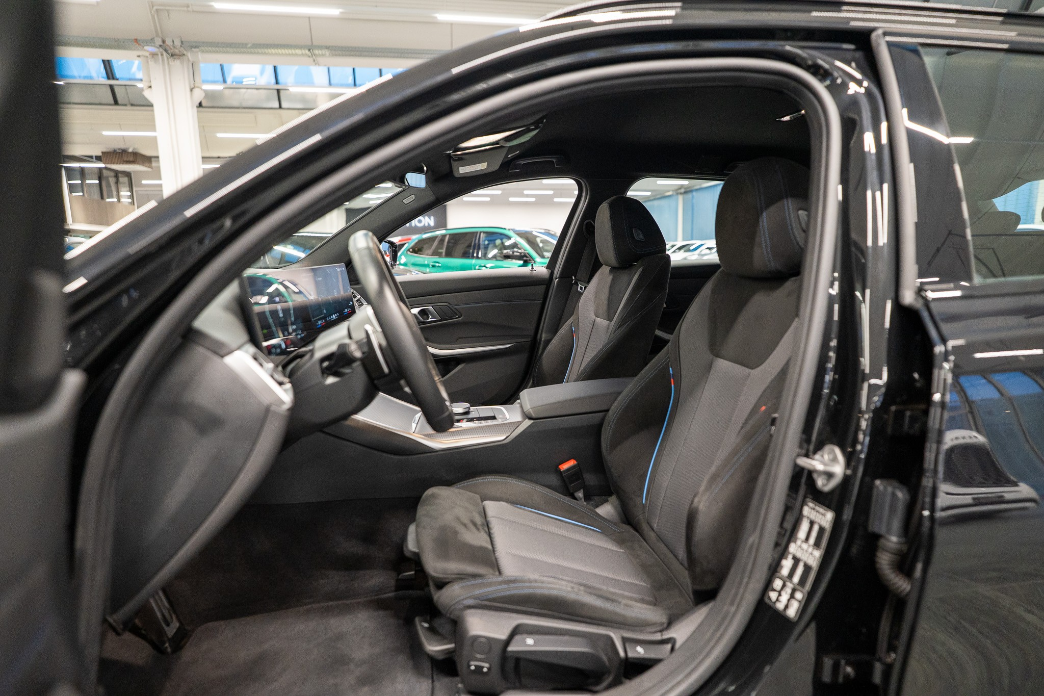 listing desktop thumbnail image 10