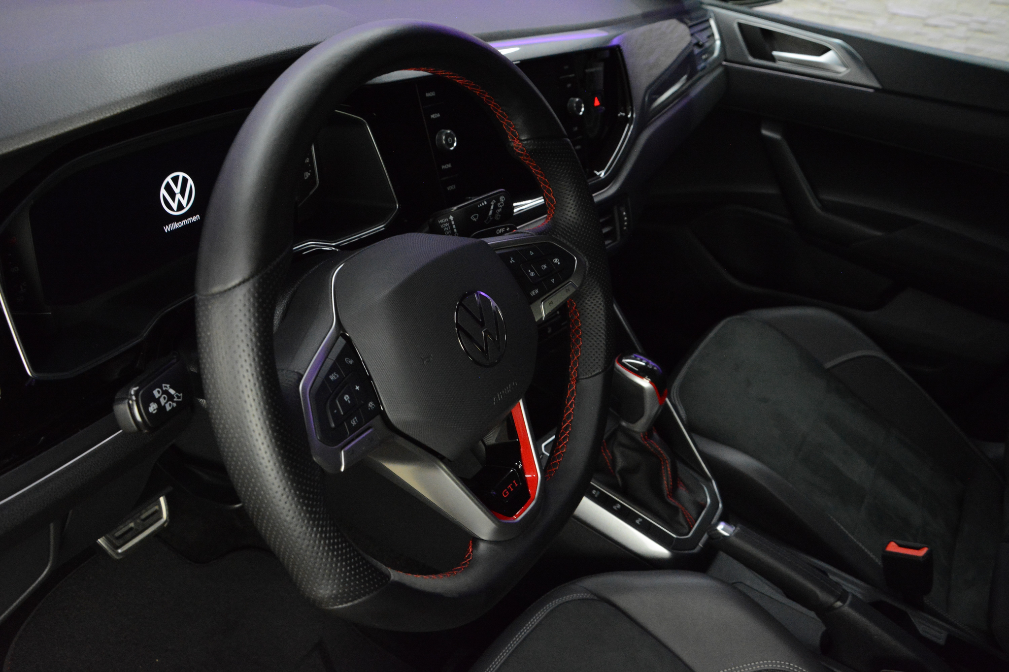 listing desktop thumbnail image 11