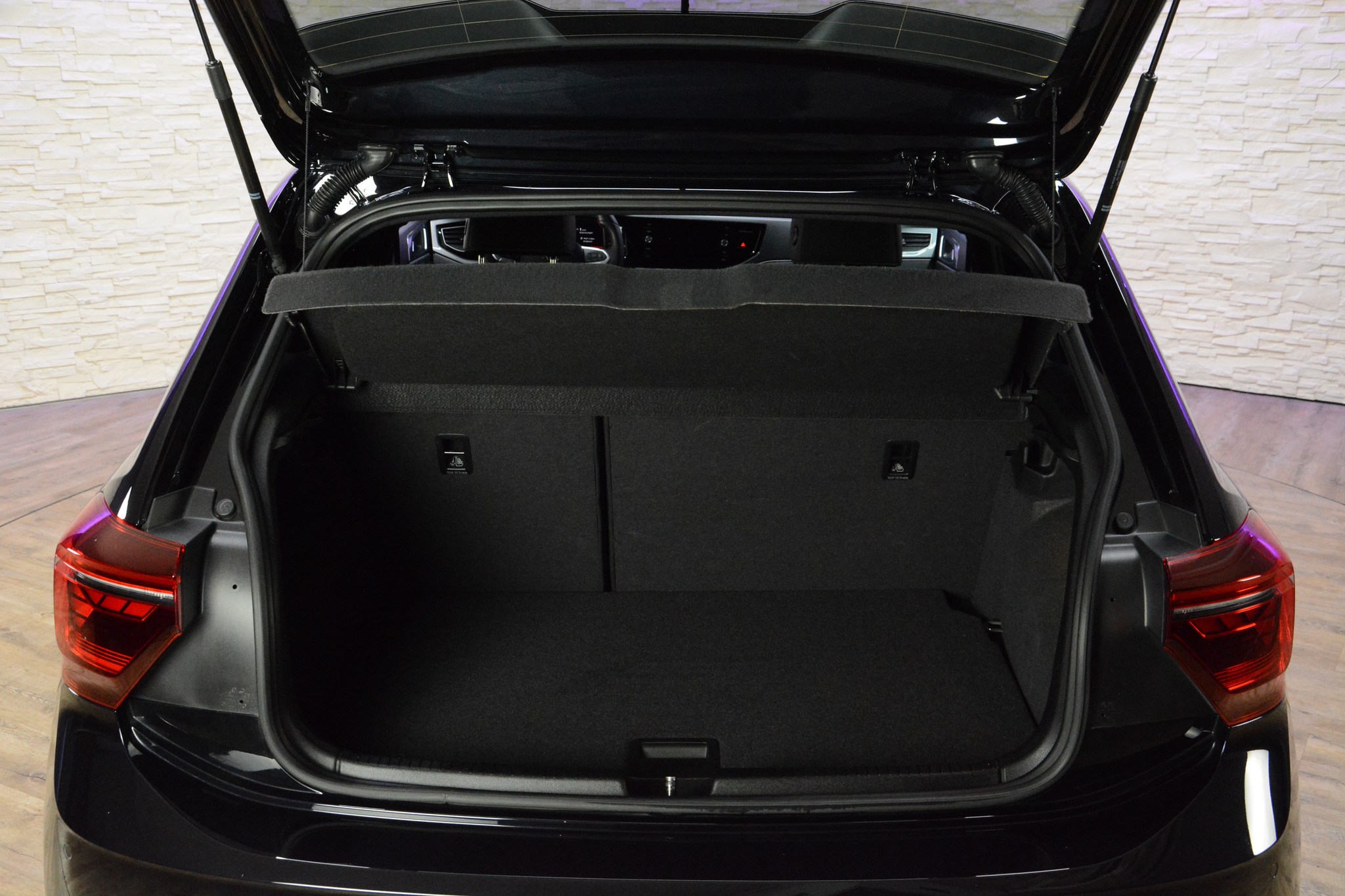 listing desktop thumbnail image 16