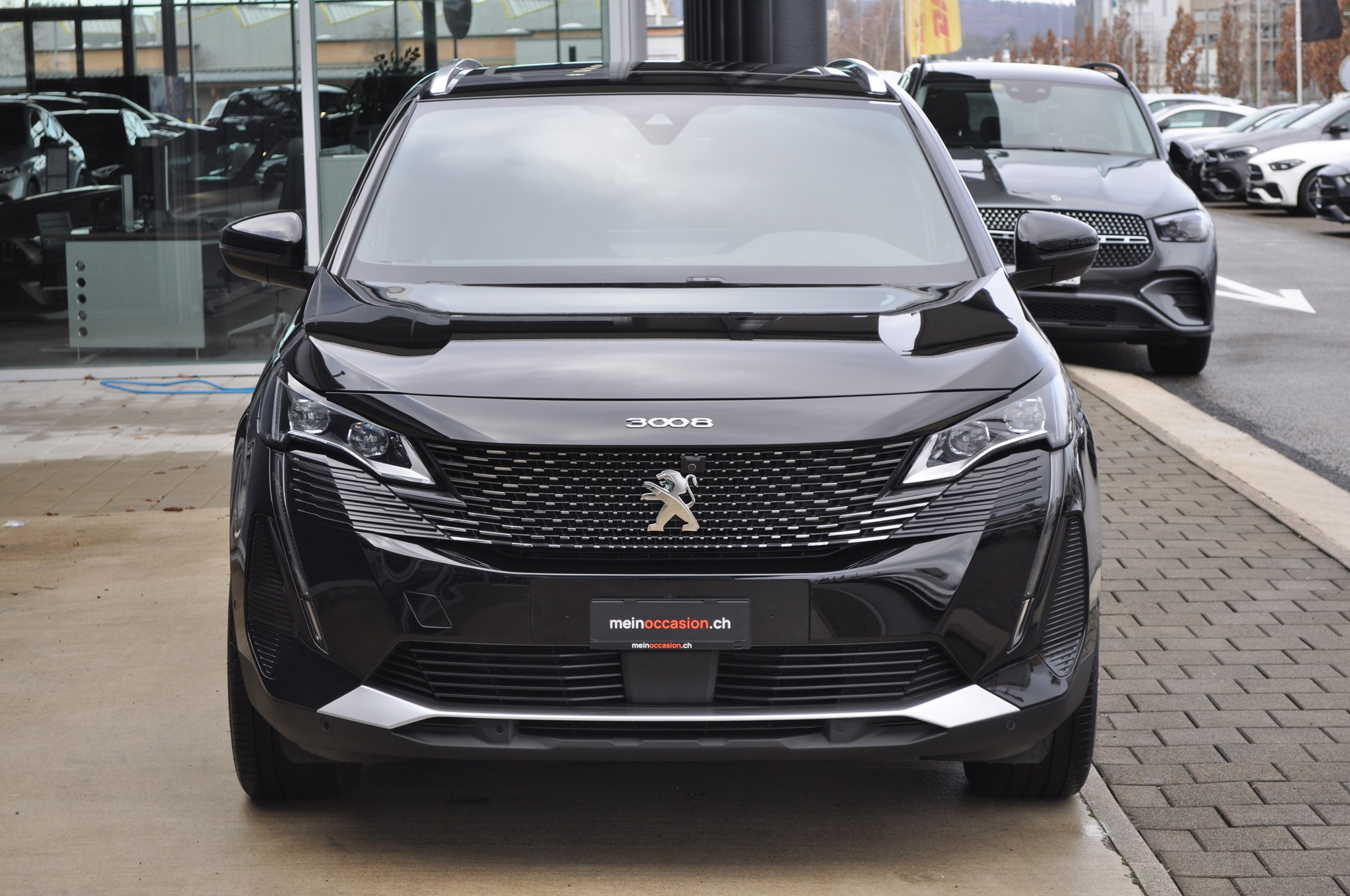 listing desktop thumbnail image 14