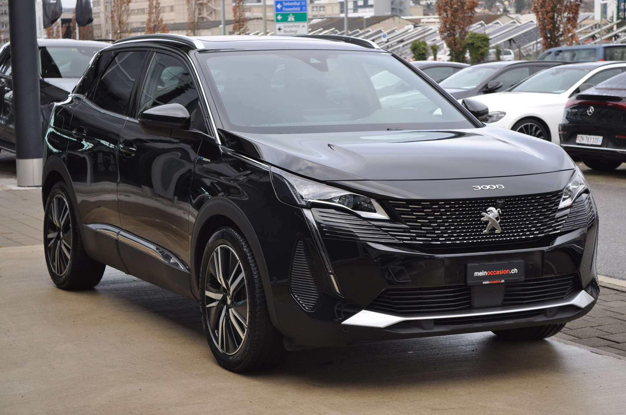 listing desktop thumbnail image 6