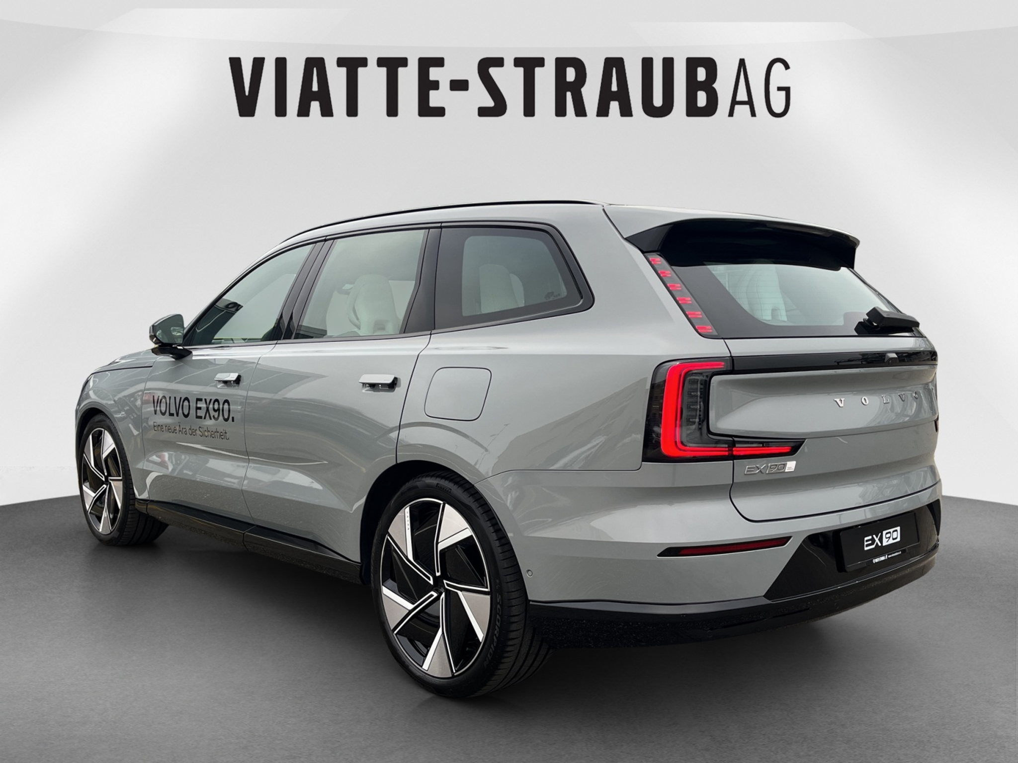 listing desktop thumbnail image 2