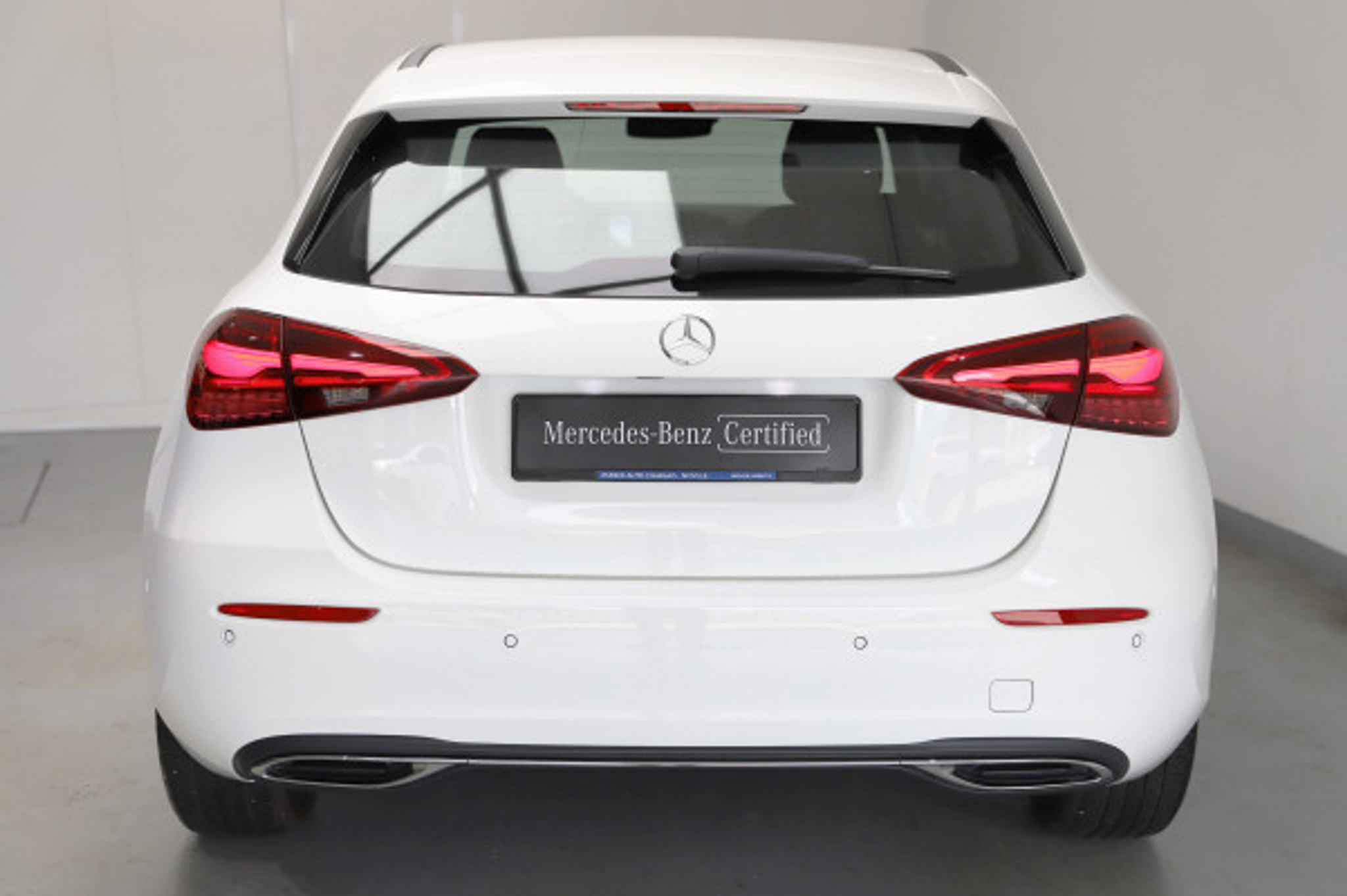 listing desktop thumbnail image 5