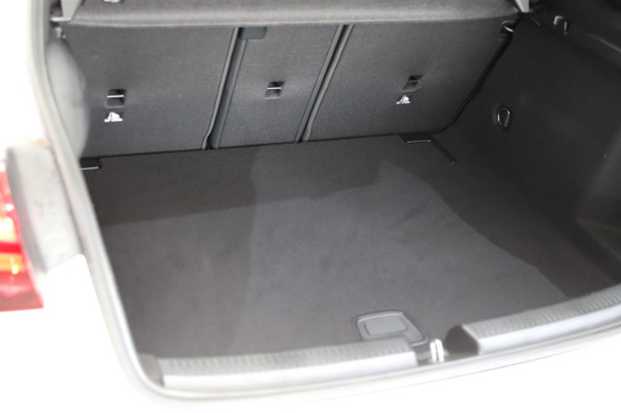 listing desktop thumbnail image 11