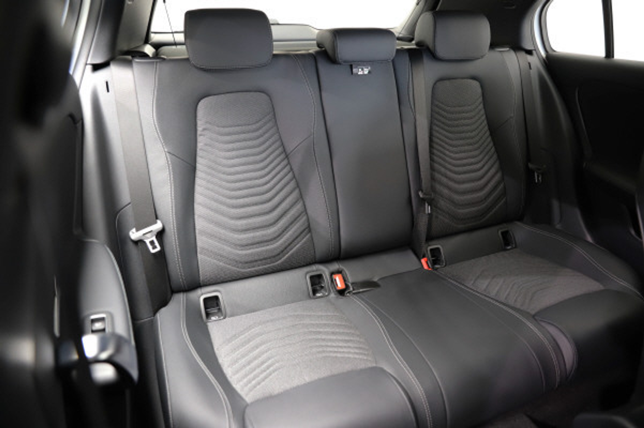 listing desktop thumbnail image 10