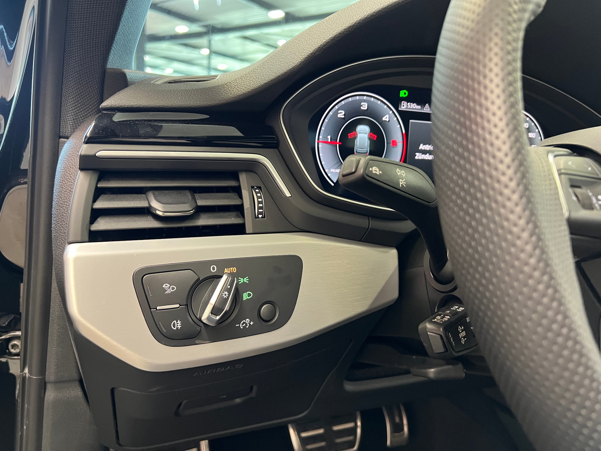 listing desktop thumbnail image 24