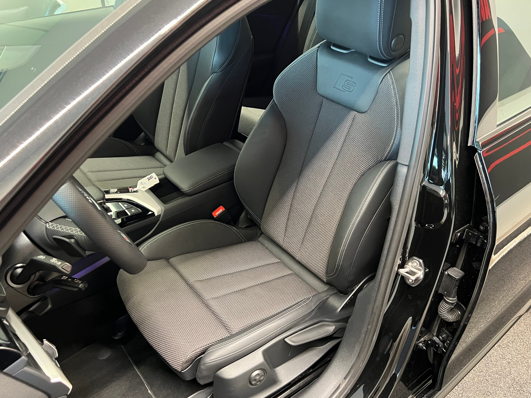 listing desktop thumbnail image 13