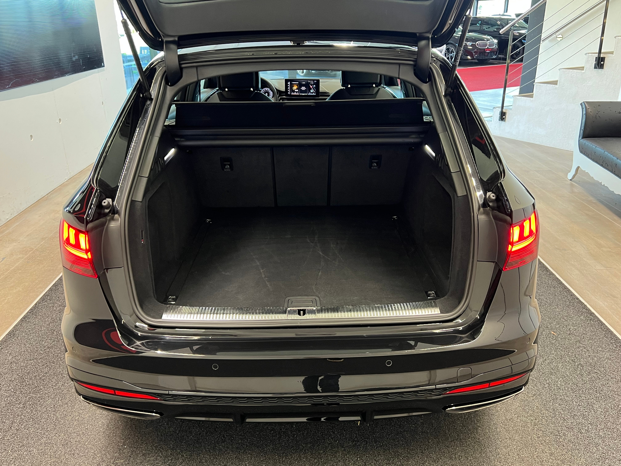 listing desktop thumbnail image 9