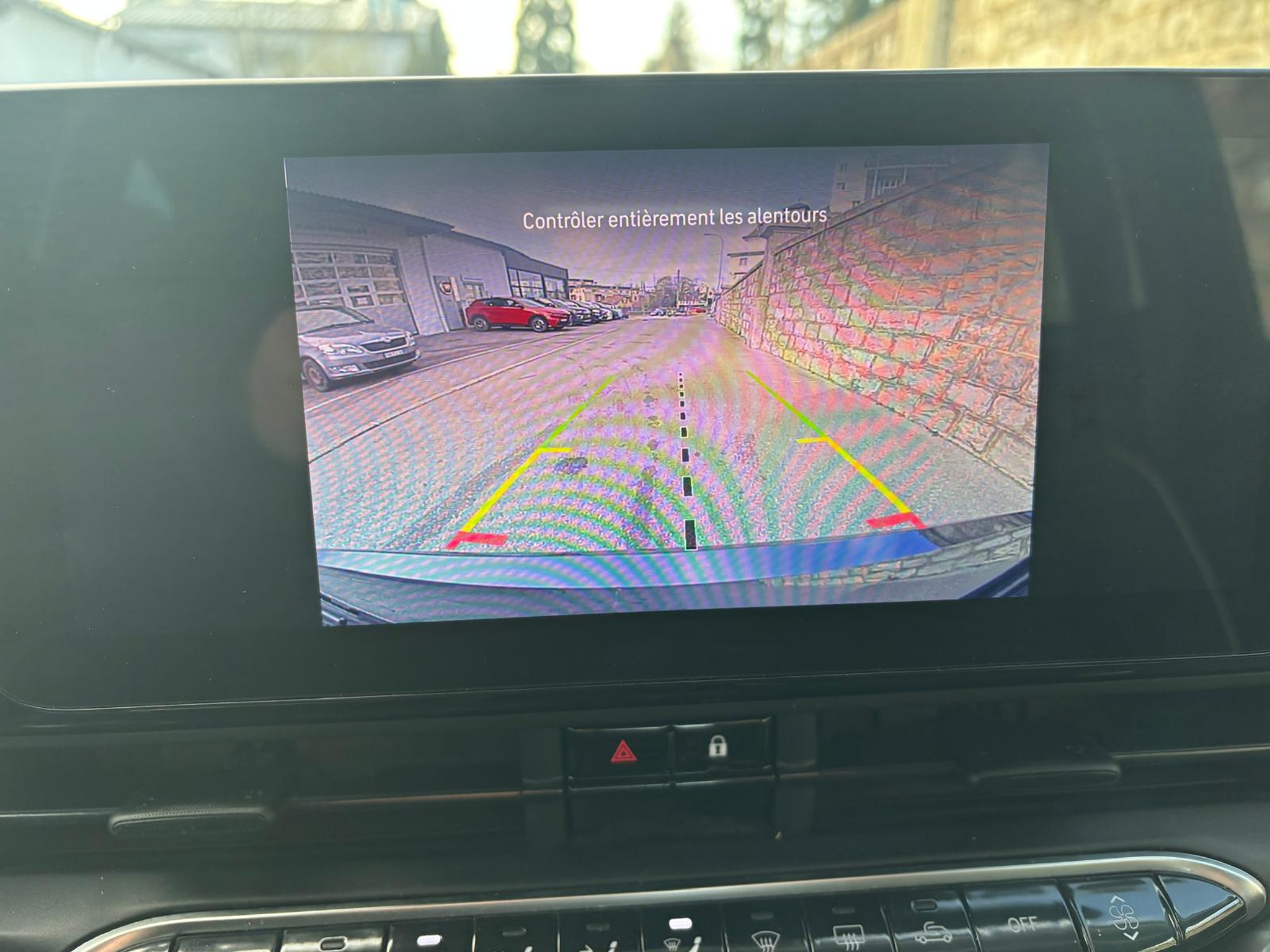 listing desktop thumbnail image 5