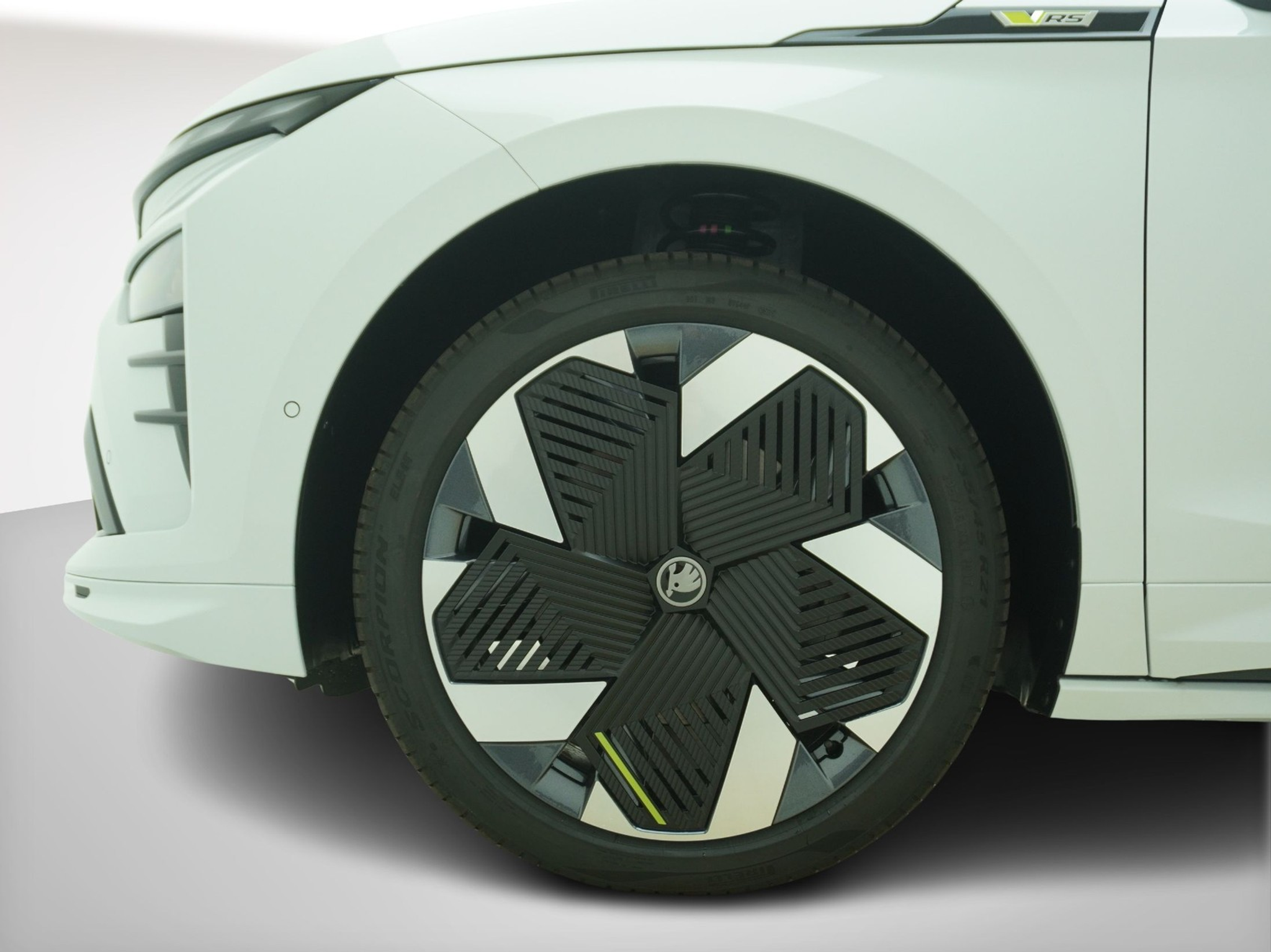 listing desktop thumbnail image 9