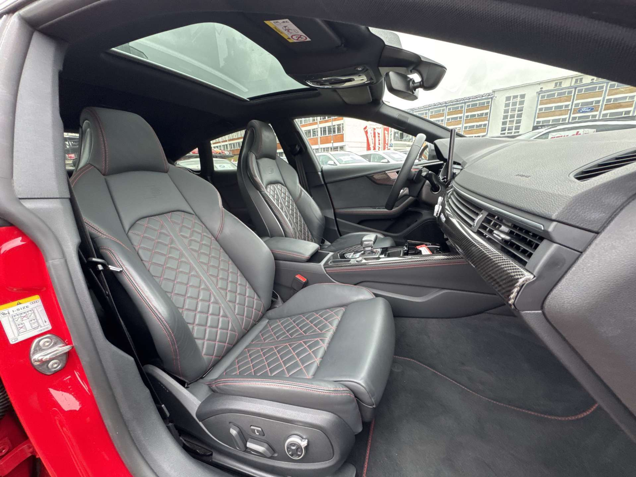 listing desktop thumbnail image 12