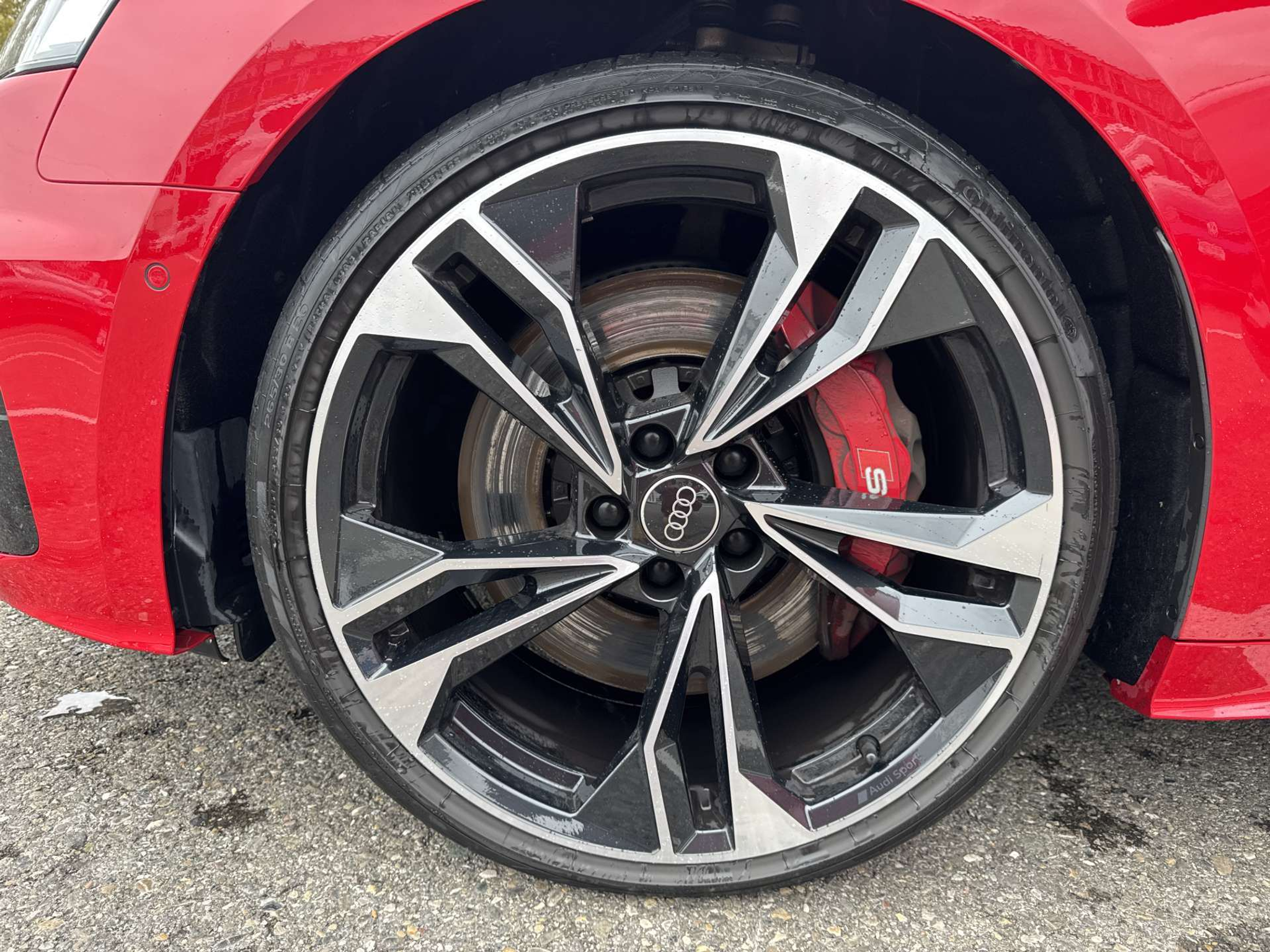 listing desktop thumbnail image 8