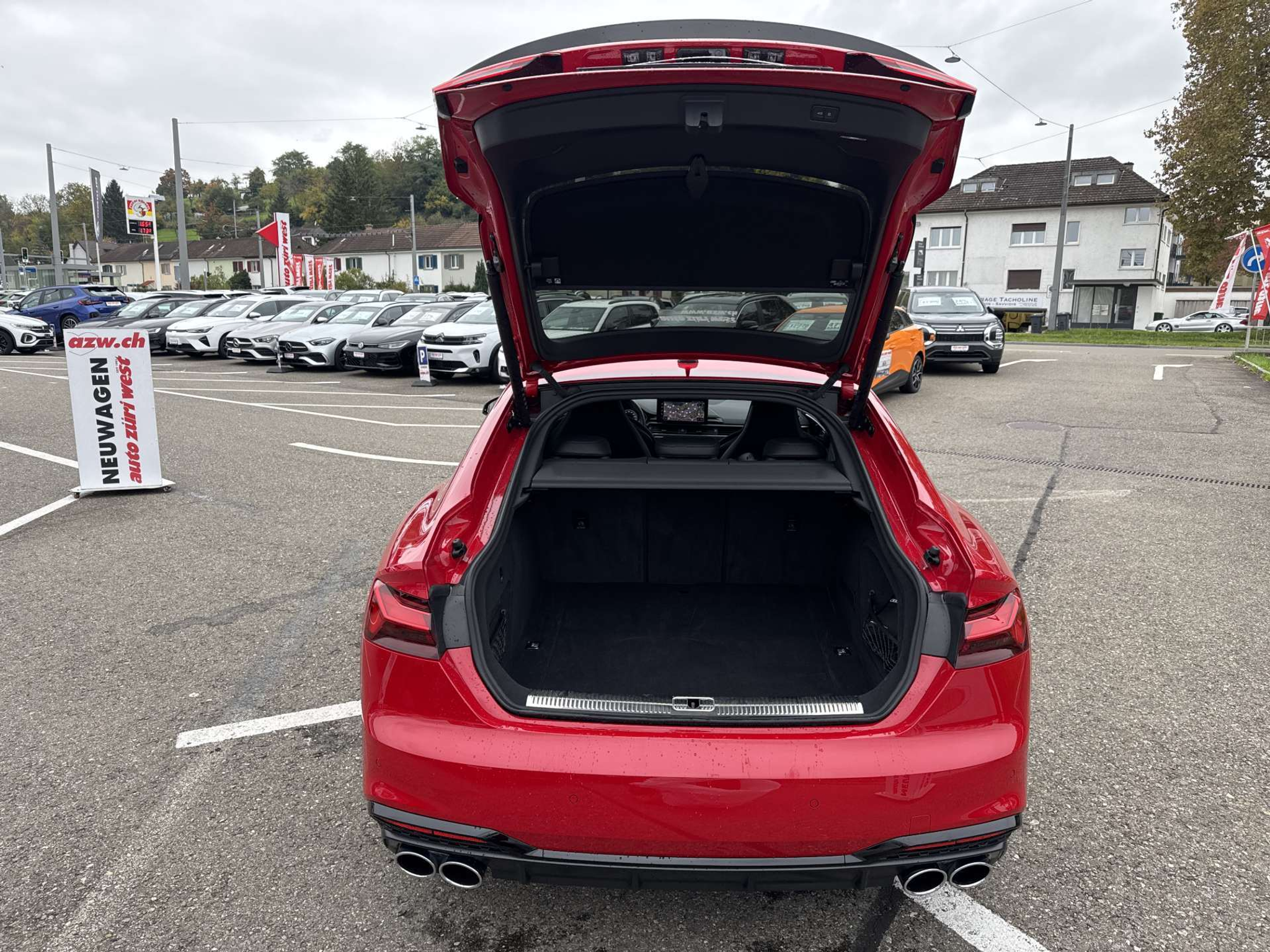 listing desktop thumbnail image 7