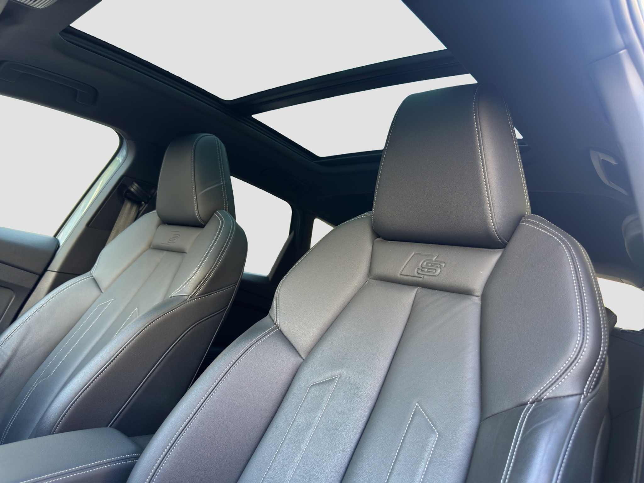 listing desktop thumbnail image 9