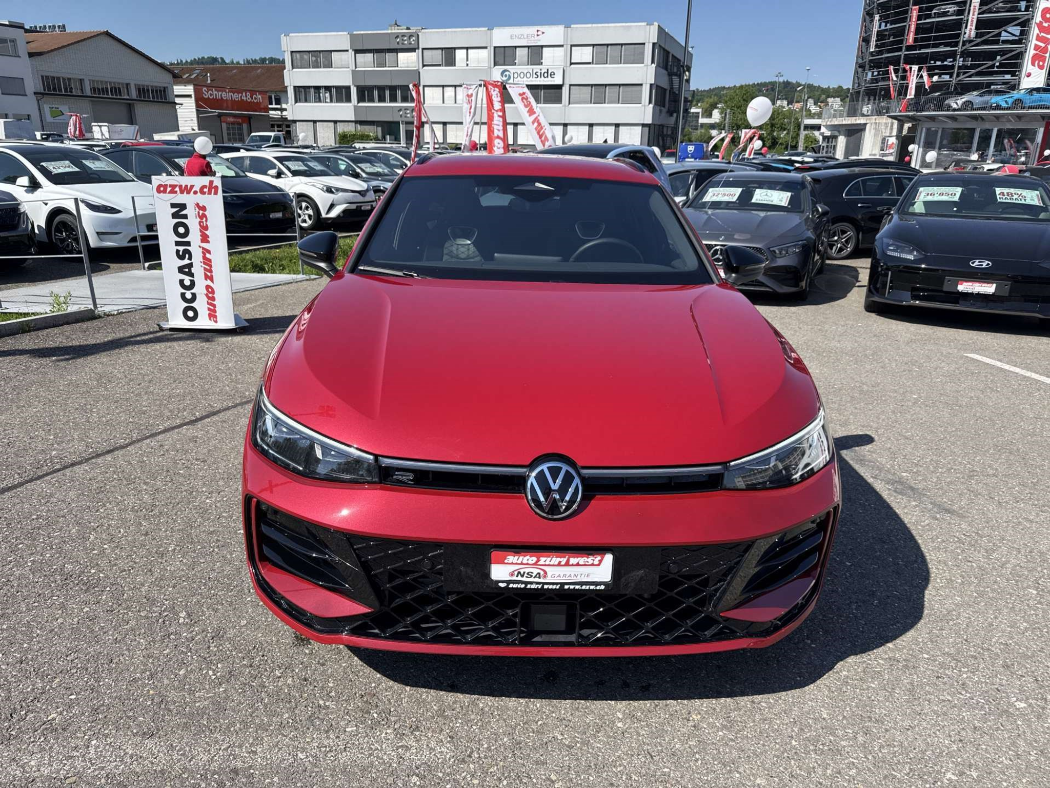 listing desktop thumbnail image 13