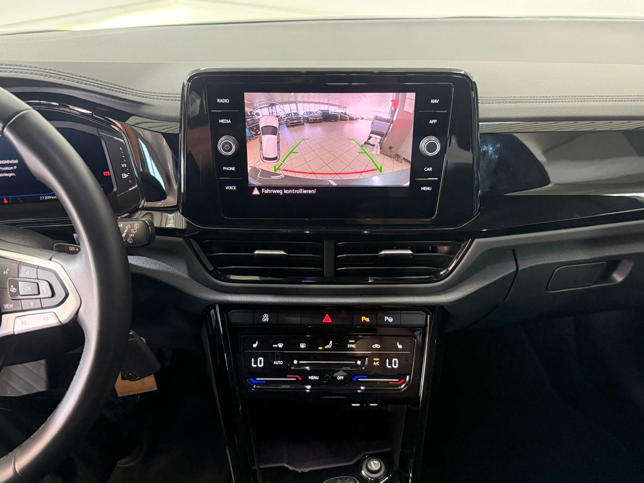 listing desktop thumbnail image 13