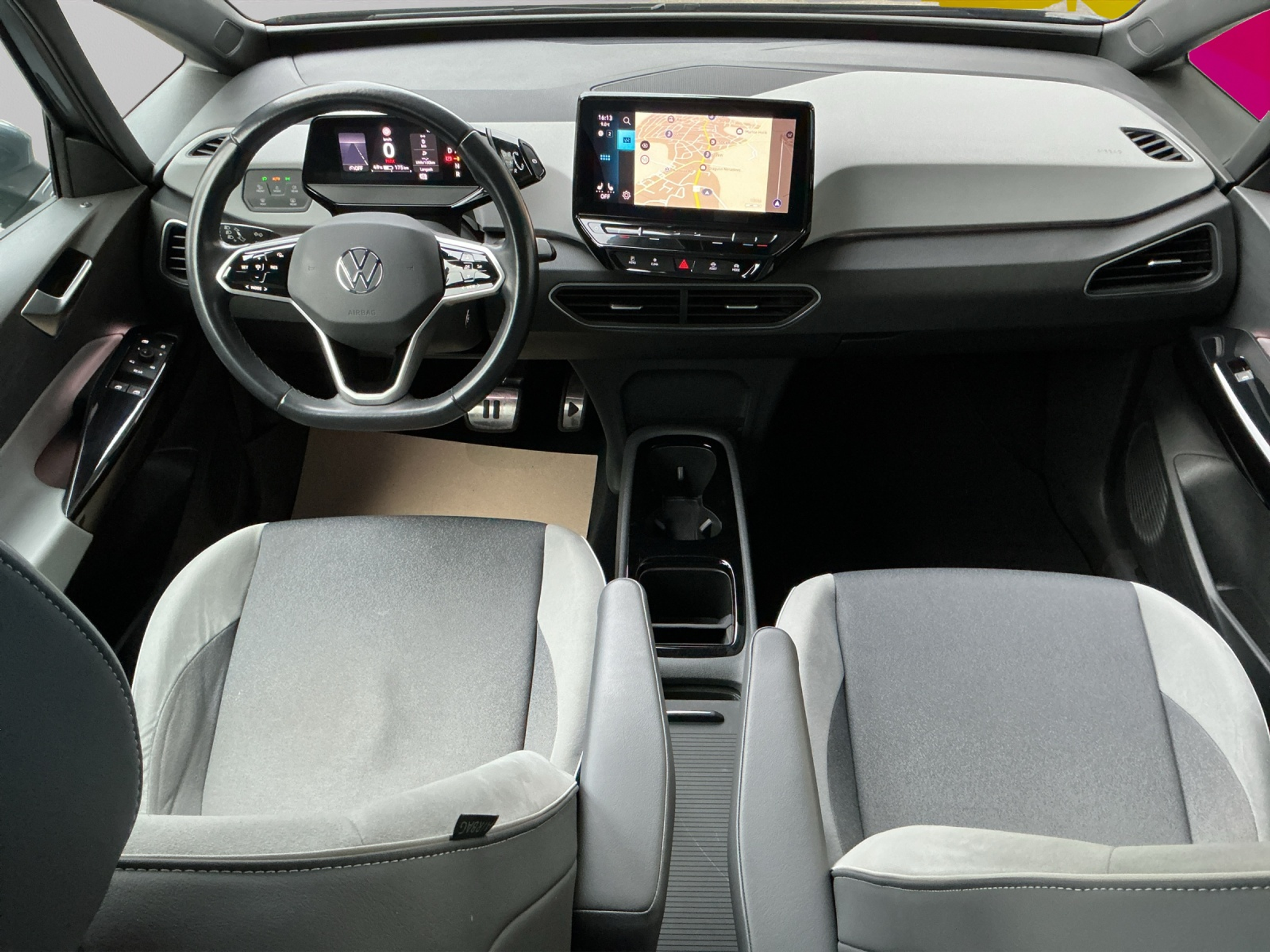 listing desktop thumbnail image 8