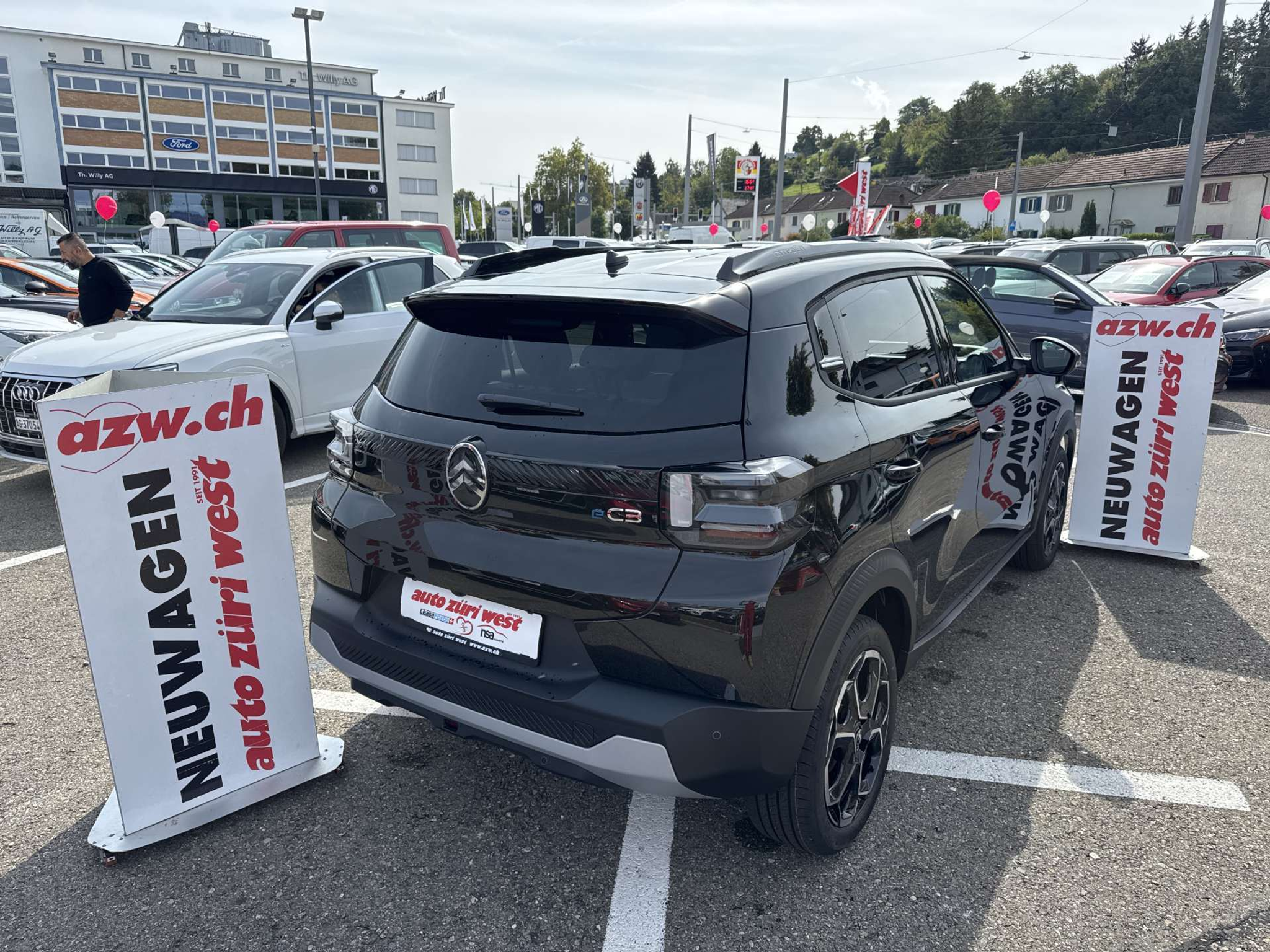 listing desktop thumbnail image 2