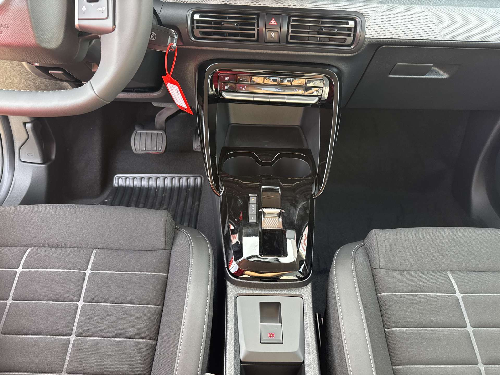 listing desktop thumbnail image 10