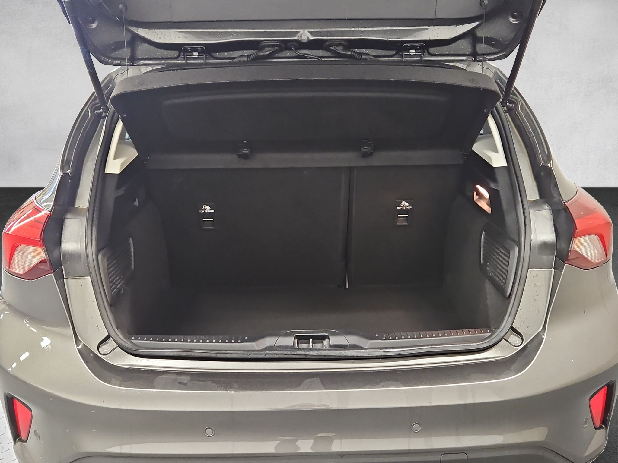 listing desktop thumbnail image 12